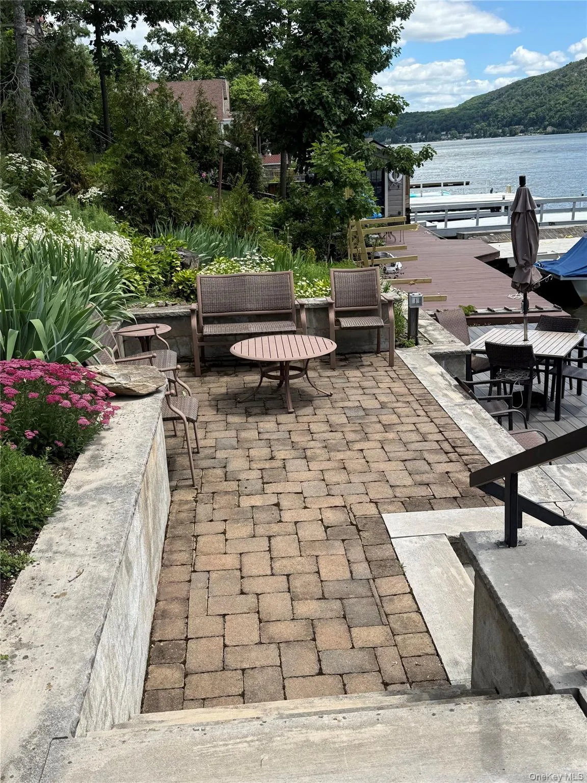 240 Jersey Avenue, Warwick (town), NY, 2 Bedrooms Bedrooms, 5 Rooms Rooms,1 BathroomBathrooms,Residential Lease,For Rent,Jersey,0,1015208 240 Jersey Avenue, Warwick (town), NY, 2 Bedrooms Bedrooms, 5 Rooms Rooms,1 BathroomBathrooms,Residential Lease,For Rent,Jersey,0,1015208