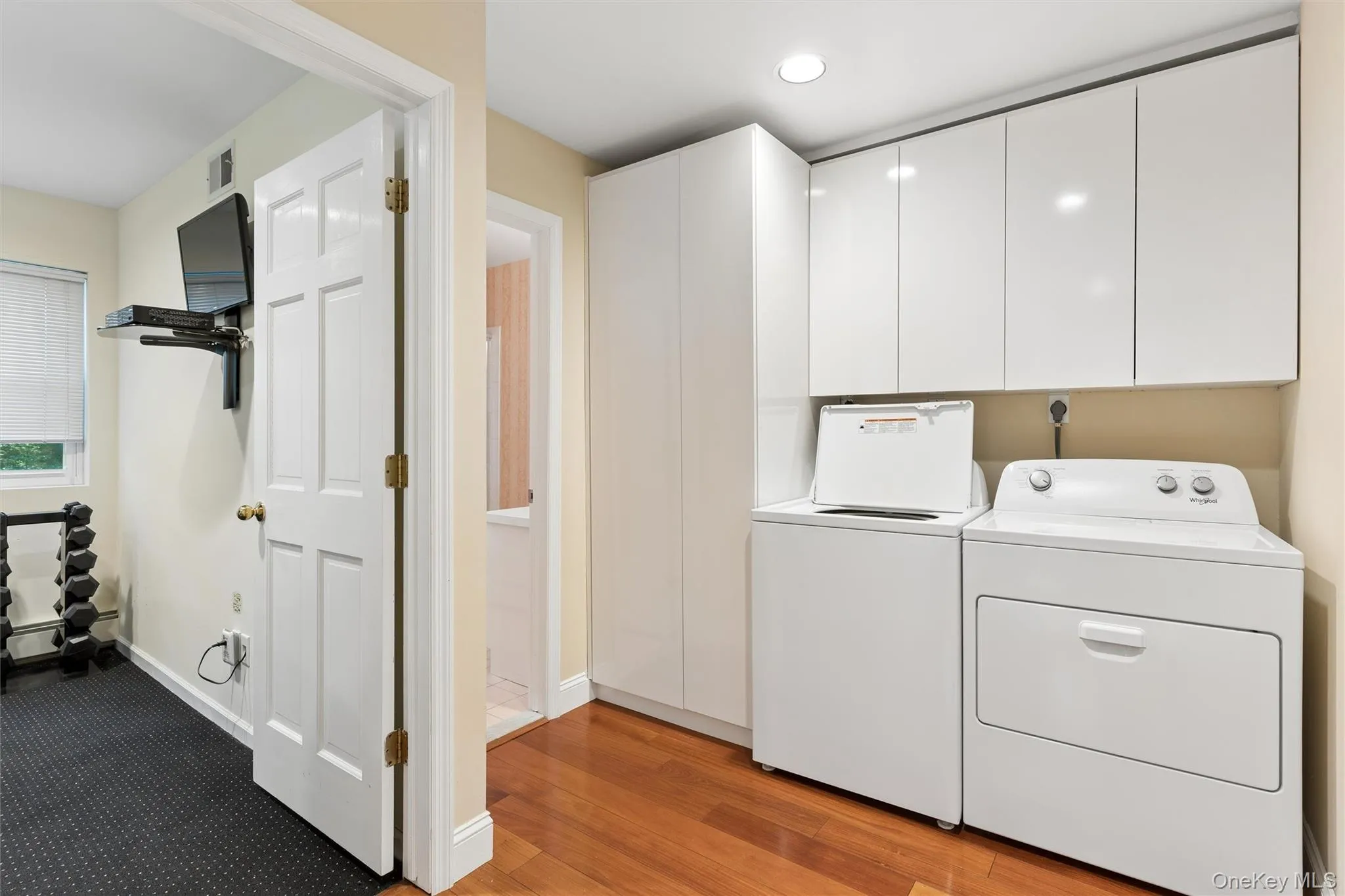 2 Greenwood Lane, Oyster Bay, NY, 5 Bedrooms Bedrooms, 10 Rooms Rooms,4 BathroomsBathrooms,Residential,For Rent,Greenwood,0,1015209 2 Greenwood Lane, Oyster Bay, NY, 5 Bedrooms Bedrooms, 10 Rooms Rooms,4 BathroomsBathrooms,Residential,For Rent,Greenwood,0,1015209