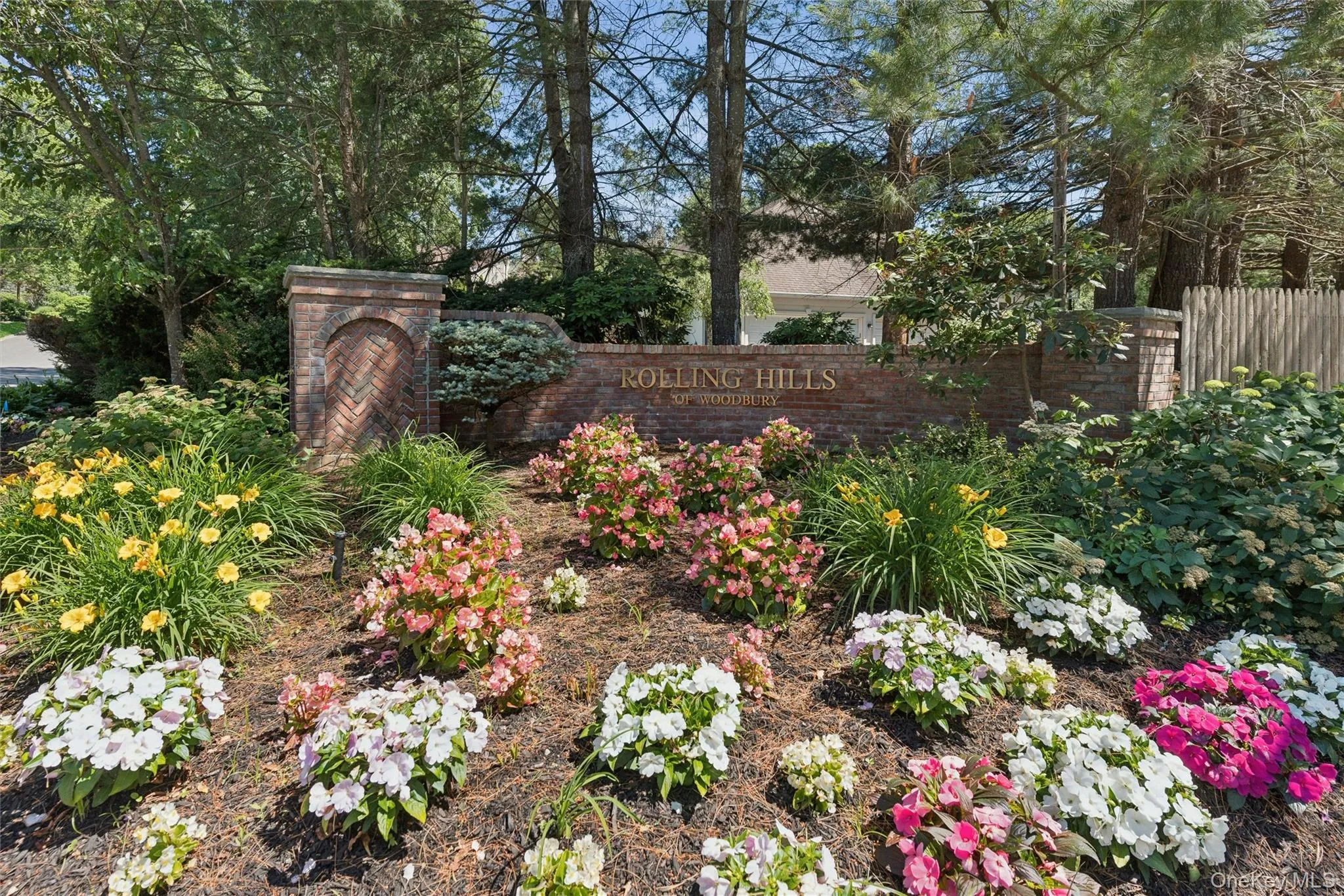 2 Greenwood Lane, Oyster Bay, NY, 5 Bedrooms Bedrooms, 10 Rooms Rooms,4 BathroomsBathrooms,Residential,For Rent,Greenwood,0,1015209 2 Greenwood Lane, Oyster Bay, NY, 5 Bedrooms Bedrooms, 10 Rooms Rooms,4 BathroomsBathrooms,Residential,For Rent,Greenwood,0,1015209
