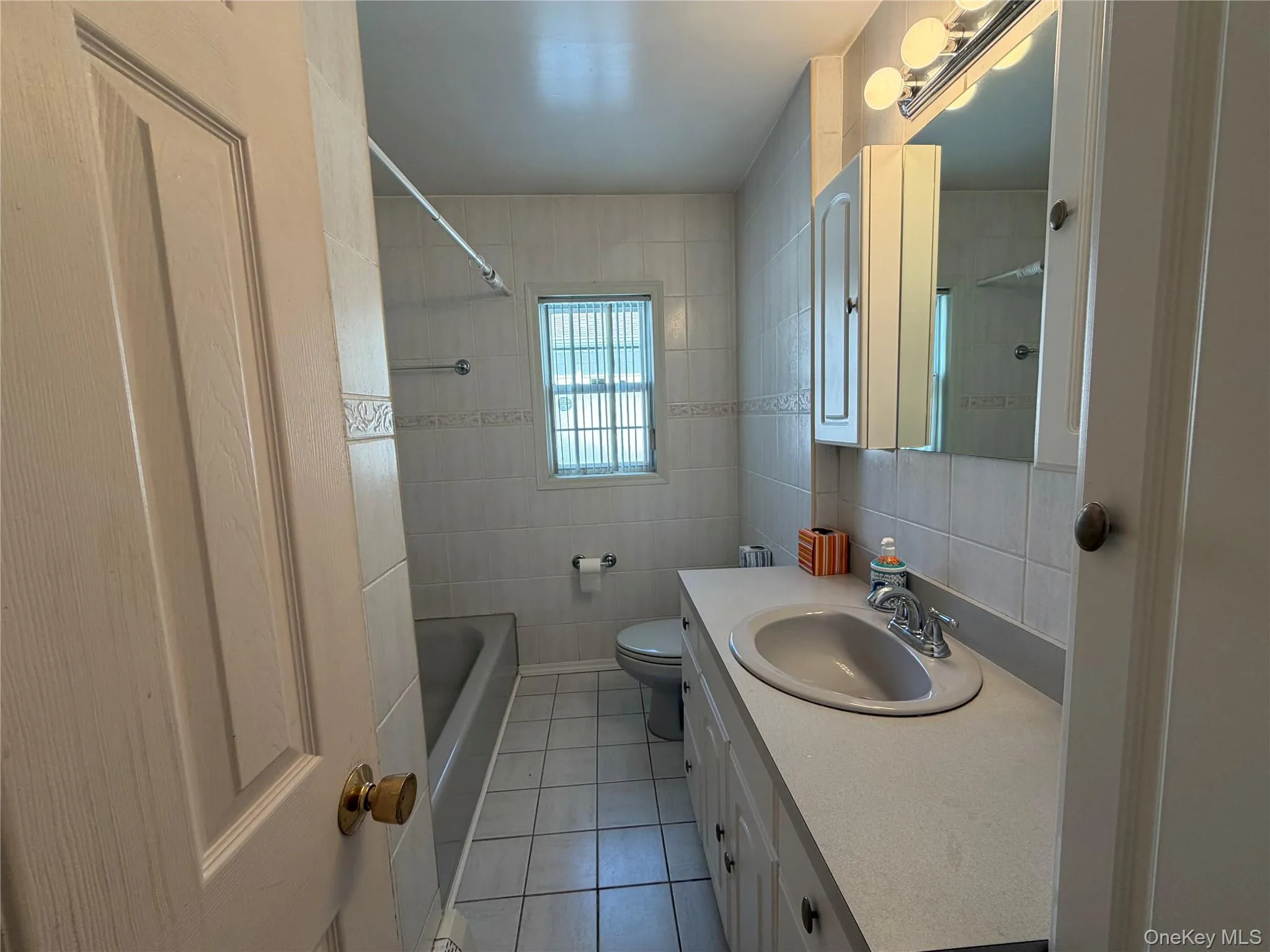 1799 Stone Avenue, Hempstead, NY, 3 Bedrooms Bedrooms, 6 Rooms Rooms,1 BathroomBathrooms,Residential,For Rent,Stone,0,1015210 1799 Stone Avenue, Hempstead, NY, 3 Bedrooms Bedrooms, 6 Rooms Rooms,1 BathroomBathrooms,Residential,For Rent,Stone,0,1015210