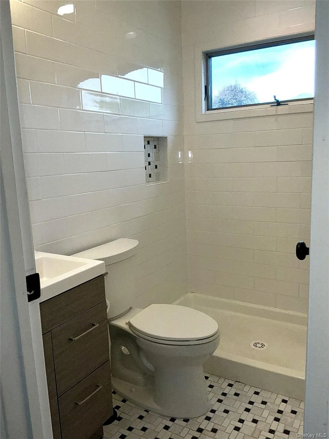 31 Cottage Drive, Brookhaven, NY, 1 Bedroom Bedrooms, 3 Rooms Rooms,1 BathroomBathrooms,Residential Lease,For Rent,Cottage,0,1015214 31 Cottage Drive, Brookhaven, NY, 1 Bedroom Bedrooms, 3 Rooms Rooms,1 BathroomBathrooms,Residential Lease,For Rent,Cottage,0,1015214