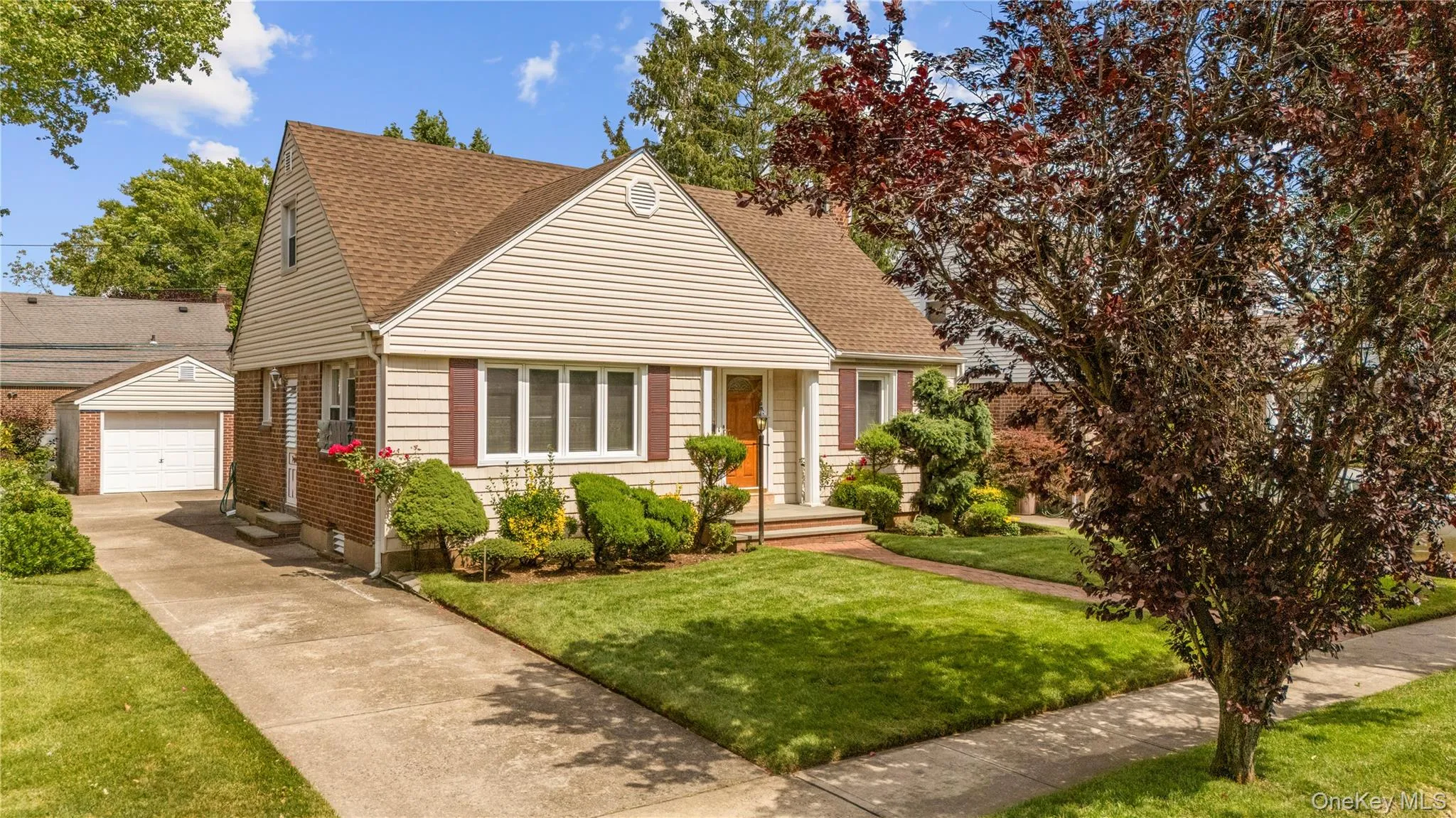 131 Primrose Drive, North Hempstead, NY, 3 Bedrooms Bedrooms, 5 Rooms Rooms,1 BathroomBathrooms,Residential,For Rent,Primrose,0,1015216 131 Primrose Drive, North Hempstead, NY, 3 Bedrooms Bedrooms, 5 Rooms Rooms,1 BathroomBathrooms,Residential,For Rent,Primrose,0,1015216