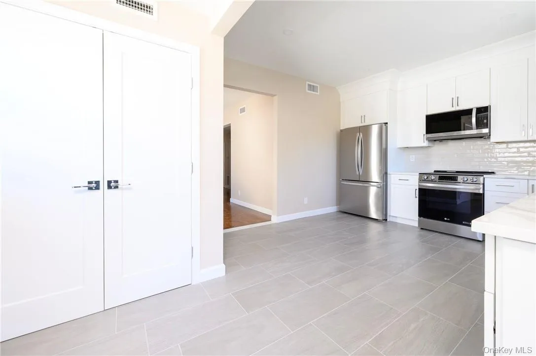 9 Todd Place, Ossining, NY, 2 Bedrooms Bedrooms, 4 Rooms Rooms,1 BathroomBathrooms,Residential Lease,For Rent,Todd,0,1015218 9 Todd Place, Ossining, NY, 2 Bedrooms Bedrooms, 4 Rooms Rooms,1 BathroomBathrooms,Residential Lease,For Rent,Todd,0,1015218