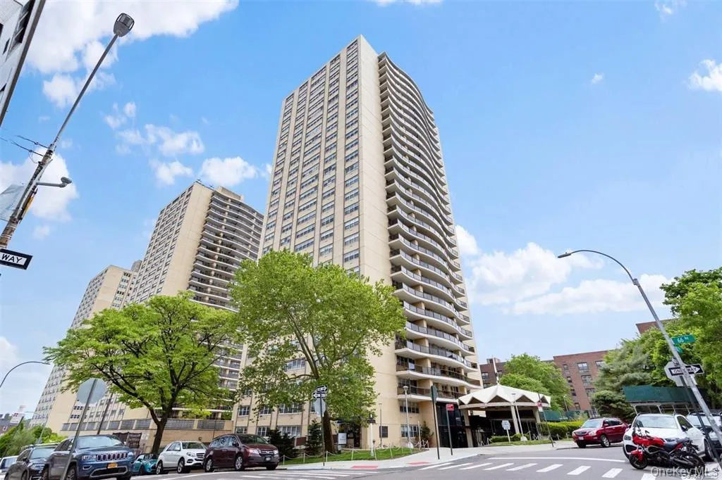 102-30 66 Road, New York, NY, 1 Bedroom Bedrooms, 2 Rooms Rooms,1 BathroomBathrooms,Residential Lease,For Rent,66,0,1015220 102-30 66 Road, New York, NY, 1 Bedroom Bedrooms, 2 Rooms Rooms,1 BathroomBathrooms,Residential Lease,For Rent,66,0,1015220