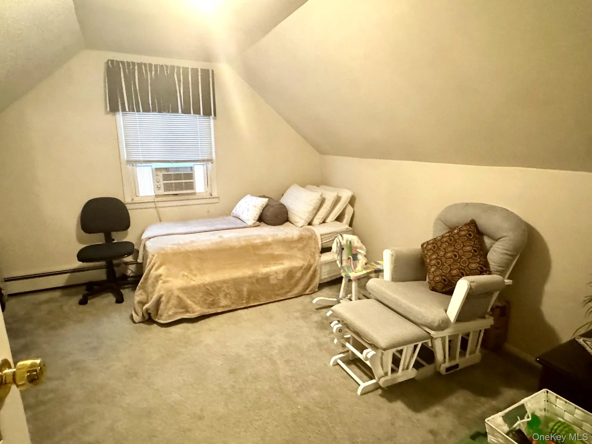 114 Boston Avenue, Oyster Bay, NY, 4 Bedrooms Bedrooms, 7 Rooms Rooms,1 BathroomBathrooms,Residential,For Rent,Boston,0,KEY1015225 114 Boston Avenue, Oyster Bay, NY, 4 Bedrooms Bedrooms, 7 Rooms Rooms,1 BathroomBathrooms,Residential,For Rent,Boston,0,KEY1015225
