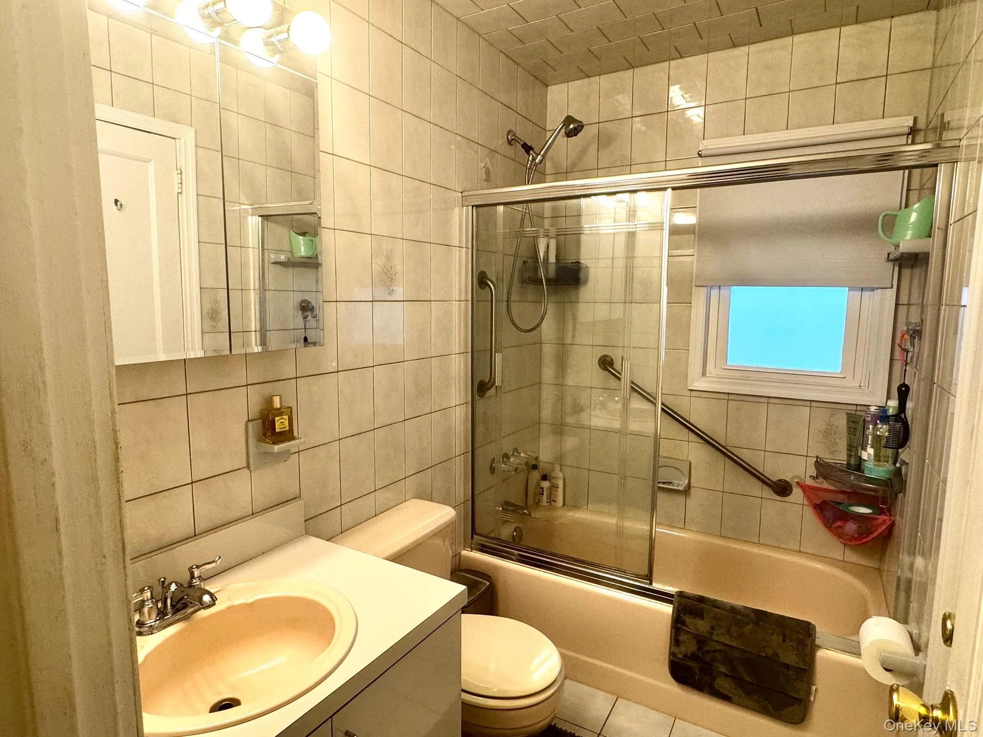 114 Boston Avenue, Oyster Bay, NY, 4 Bedrooms Bedrooms, 7 Rooms Rooms,1 BathroomBathrooms,Residential,For Rent,Boston,0,KEY1015225 114 Boston Avenue, Oyster Bay, NY, 4 Bedrooms Bedrooms, 7 Rooms Rooms,1 BathroomBathrooms,Residential,For Rent,Boston,0,KEY1015225