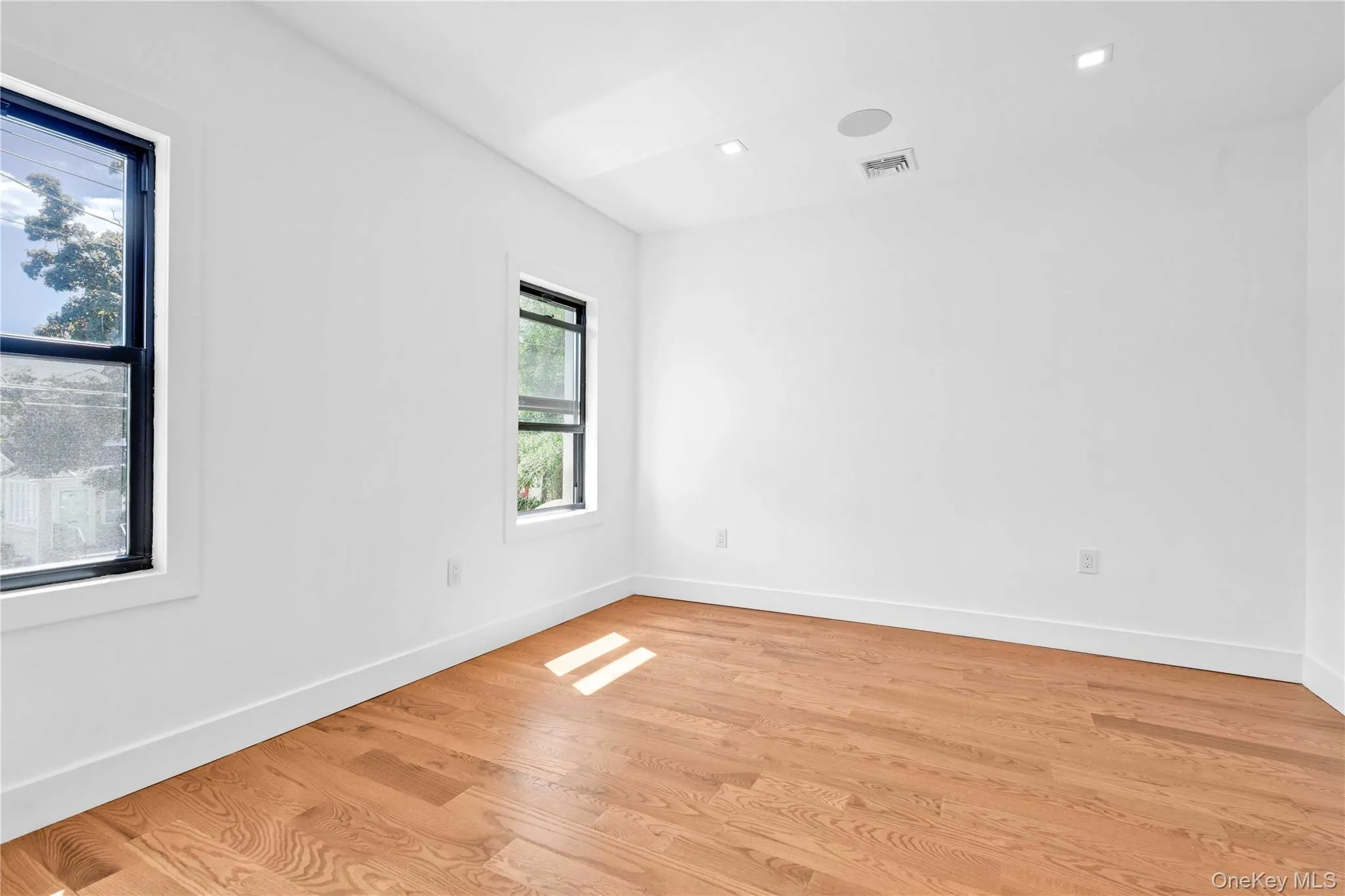 1050 31st Street, New York, NY, 4 Bedrooms Bedrooms, 6 Rooms Rooms,3 BathroomsBathrooms,Residential,For Rent,31st,0,1015226 1050 31st Street, New York, NY, 4 Bedrooms Bedrooms, 6 Rooms Rooms,3 BathroomsBathrooms,Residential,For Rent,31st,0,1015226