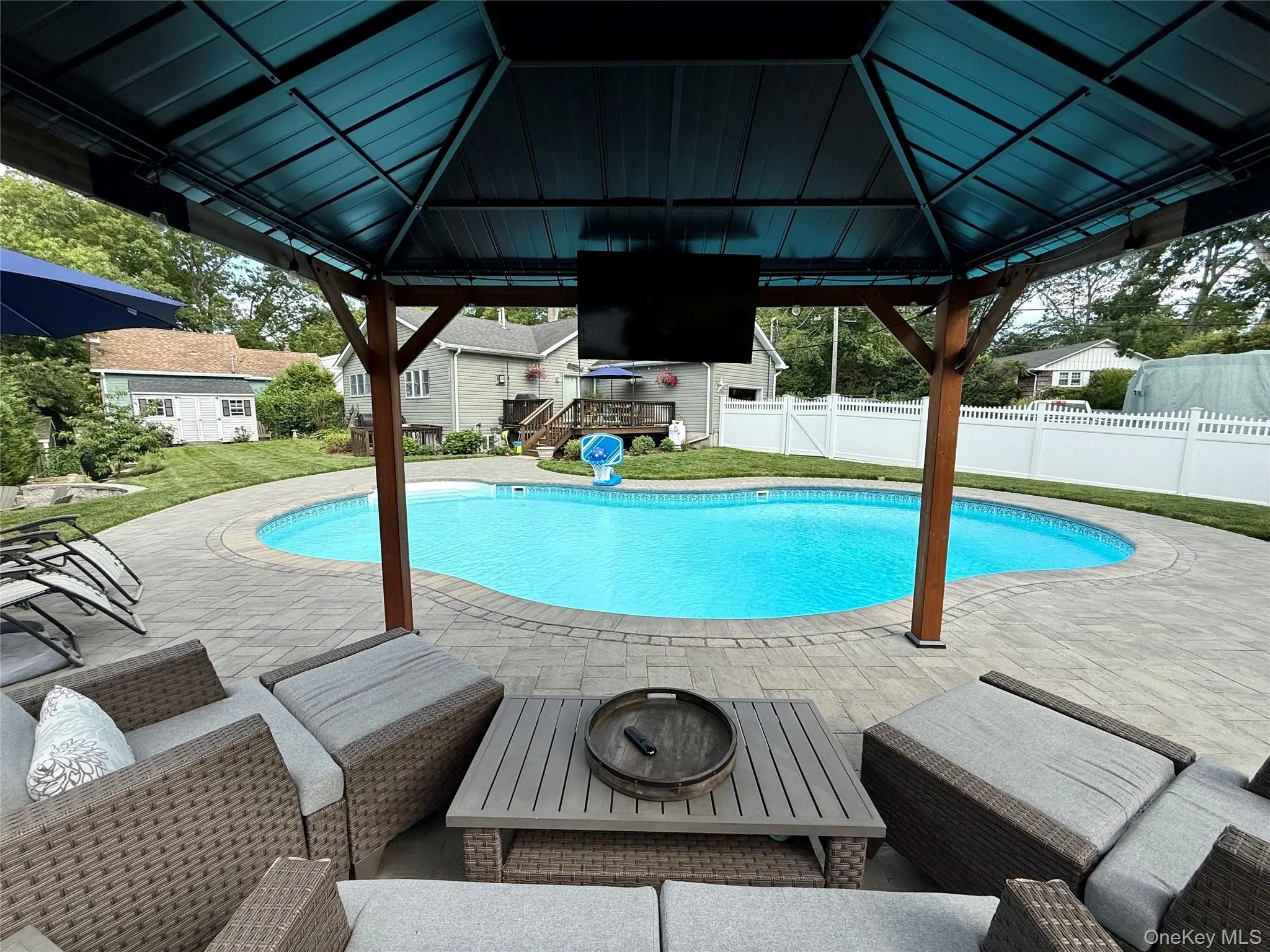 15 Crane Neck Drive, Brookhaven, NY, 3 Bedrooms Bedrooms, 7 Rooms Rooms,1 BathroomBathrooms,Residential,For Rent,Crane Neck,0,1015229 15 Crane Neck Drive, Brookhaven, NY, 3 Bedrooms Bedrooms, 7 Rooms Rooms,1 BathroomBathrooms,Residential,For Rent,Crane Neck,0,1015229