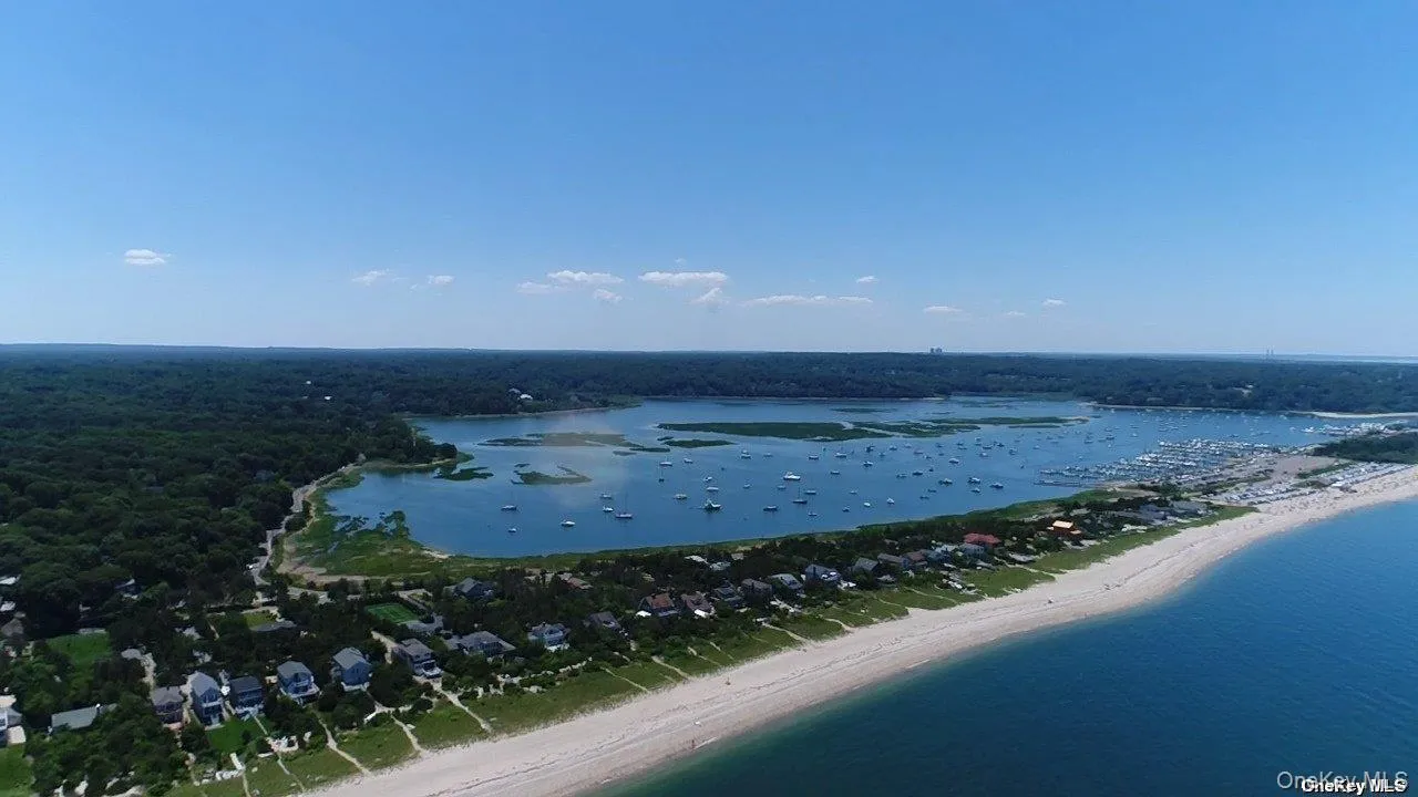 beach and harbor minutes from your doorstep! beach and harbor minutes from your doorstep!
