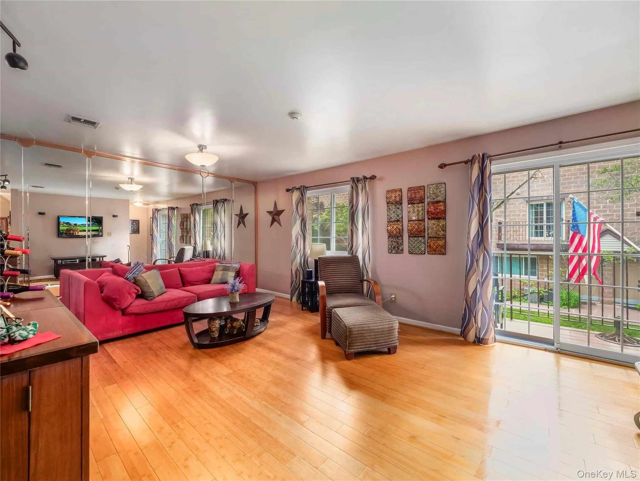 26 Klint Court, Clarkstown, NY, 2 Bedrooms Bedrooms, 5 Rooms Rooms,1 BathroomBathrooms,Residential,For Rent,Klint,0,1015231 26 Klint Court, Clarkstown, NY, 2 Bedrooms Bedrooms, 5 Rooms Rooms,1 BathroomBathrooms,Residential,For Rent,Klint,0,1015231