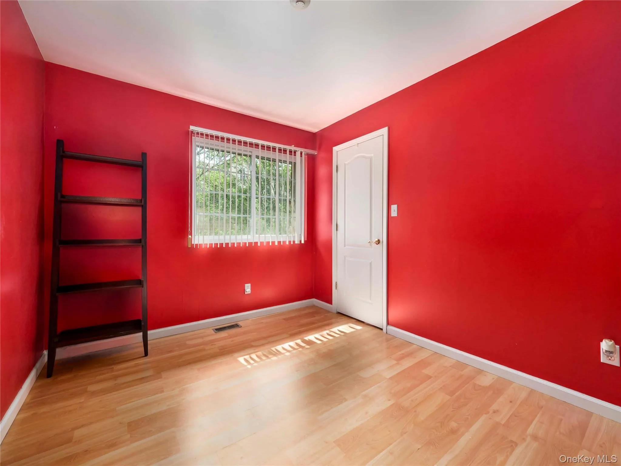 26 Klint Court, Clarkstown, NY, 2 Bedrooms Bedrooms, 5 Rooms Rooms,1 BathroomBathrooms,Residential,For Rent,Klint,0,1015231 26 Klint Court, Clarkstown, NY, 2 Bedrooms Bedrooms, 5 Rooms Rooms,1 BathroomBathrooms,Residential,For Rent,Klint,0,1015231