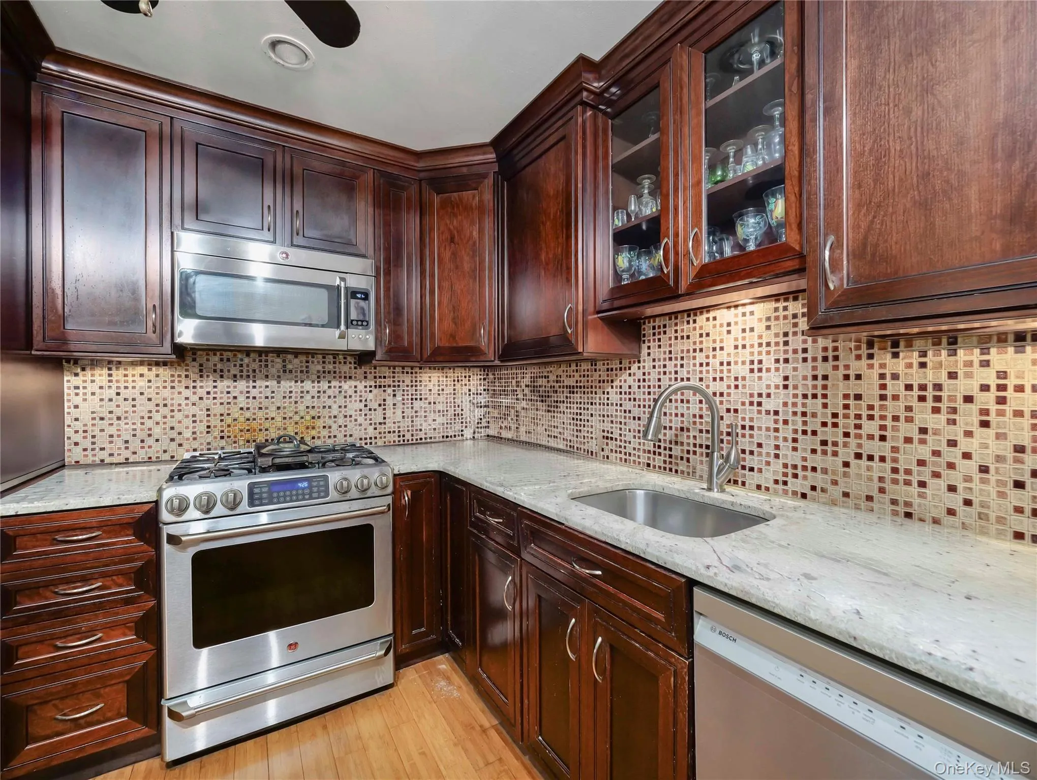 26 Klint Court, Clarkstown, NY, 2 Bedrooms Bedrooms, 5 Rooms Rooms,1 BathroomBathrooms,Residential,For Rent,Klint,0,1015231 26 Klint Court, Clarkstown, NY, 2 Bedrooms Bedrooms, 5 Rooms Rooms,1 BathroomBathrooms,Residential,For Rent,Klint,0,1015231