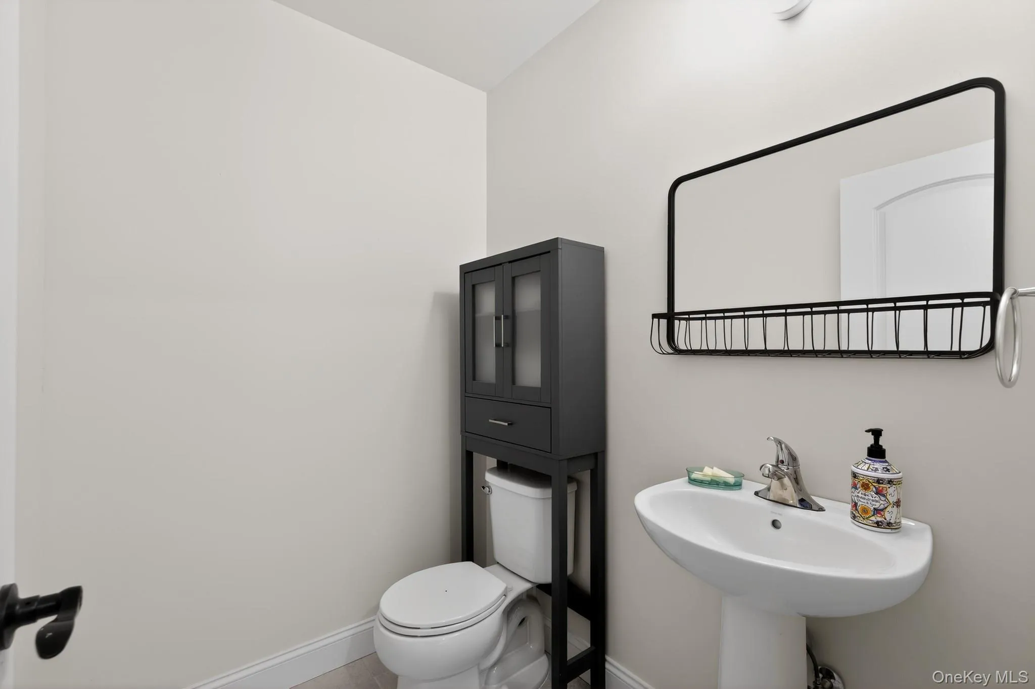 104 Ari Lane, Brookhaven, NY, 2 Bedrooms Bedrooms, 7 Rooms Rooms,2 BathroomsBathrooms,Residential,For Rent,Ari,0,1015232 104 Ari Lane, Brookhaven, NY, 2 Bedrooms Bedrooms, 7 Rooms Rooms,2 BathroomsBathrooms,Residential,For Rent,Ari,0,1015232