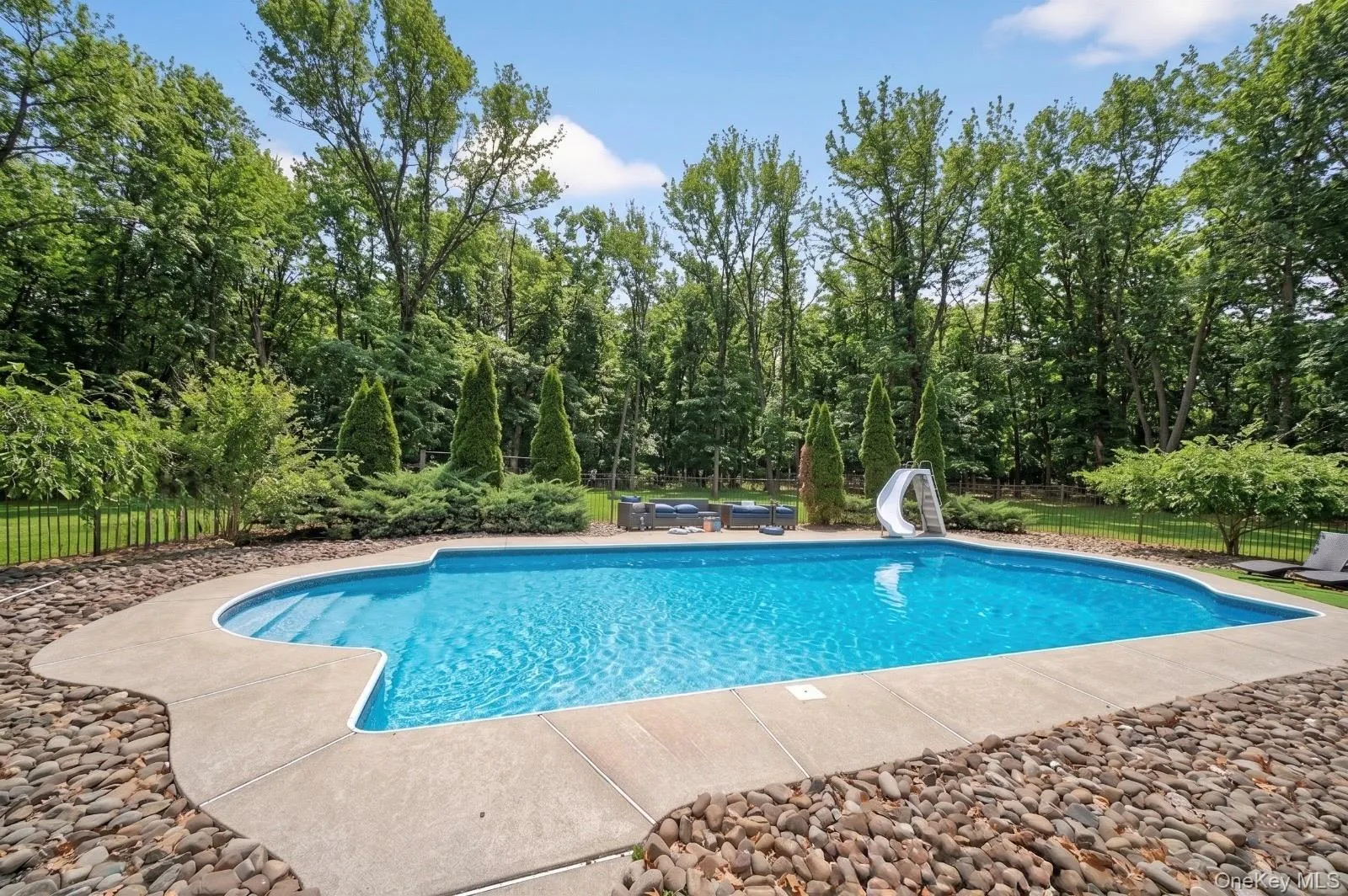 16 Sunset Ridge, Chester Town, NY, 4 Bedrooms Bedrooms, 18 Rooms Rooms,3 BathroomsBathrooms,Residential,For Rent,Sunset,0,1015235 16 Sunset Ridge, Chester Town, NY, 4 Bedrooms Bedrooms, 18 Rooms Rooms,3 BathroomsBathrooms,Residential,For Rent,Sunset,0,1015235