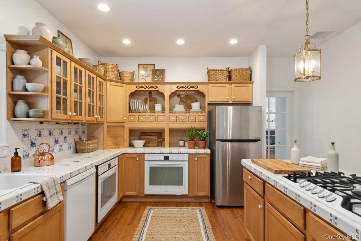 16 Sunset Ridge, Chester Town, NY, 4 Bedrooms Bedrooms, 18 Rooms Rooms,3 BathroomsBathrooms,Residential,For Rent,Sunset,0,1015235 16 Sunset Ridge, Chester Town, NY, 4 Bedrooms Bedrooms, 18 Rooms Rooms,3 BathroomsBathrooms,Residential,For Rent,Sunset,0,1015235