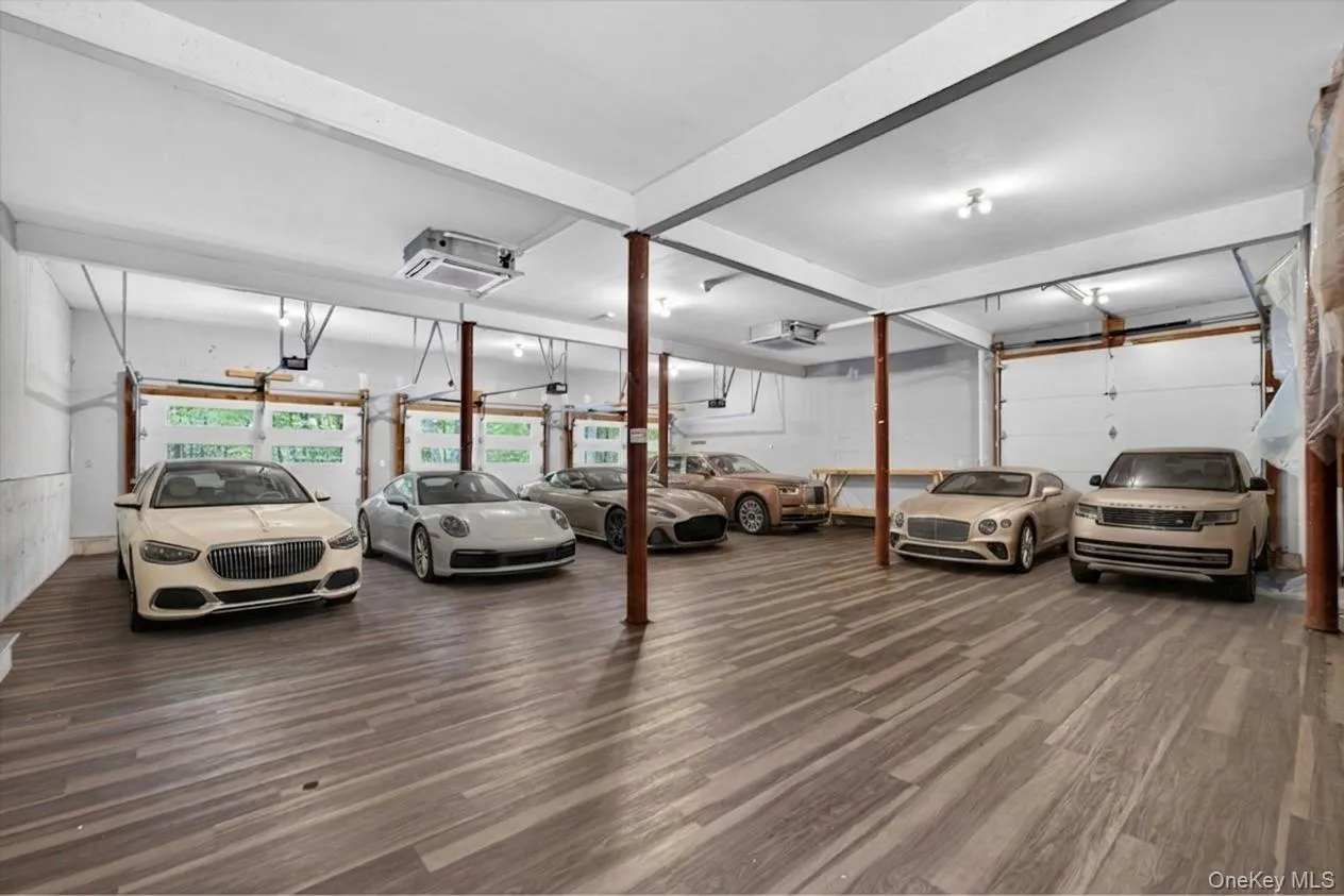 16 Sunset Ridge, Chester Town, NY, 4 Bedrooms Bedrooms, 18 Rooms Rooms,3 BathroomsBathrooms,Residential,For Rent,Sunset,0,1015235 16 Sunset Ridge, Chester Town, NY, 4 Bedrooms Bedrooms, 18 Rooms Rooms,3 BathroomsBathrooms,Residential,For Rent,Sunset,0,1015235