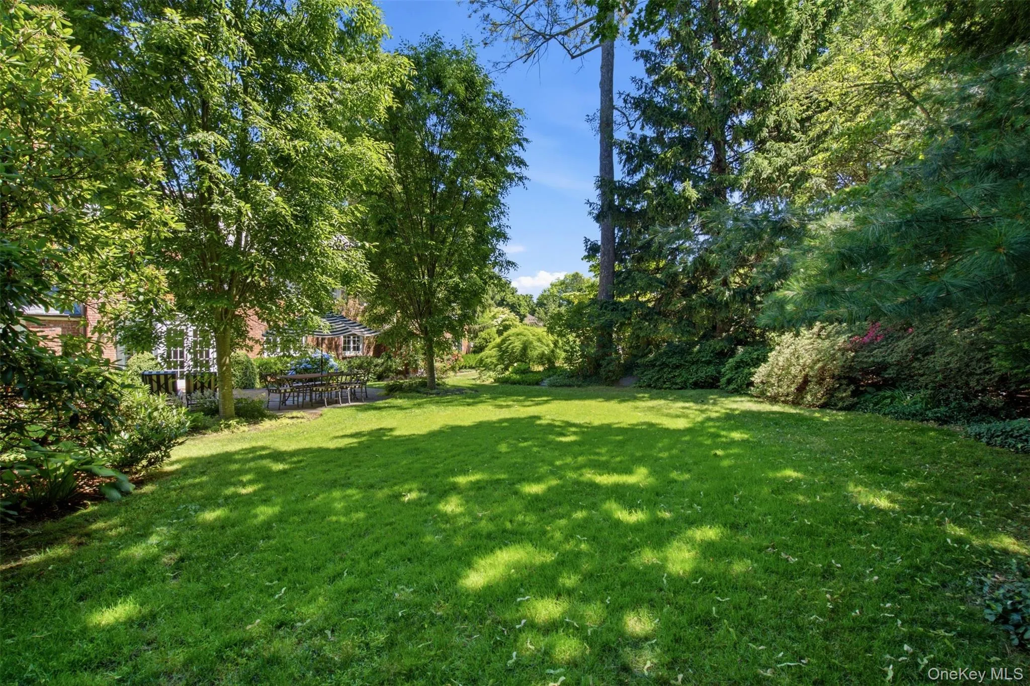 2 Saint Marks Place, Huntington, NY, 4 Bedrooms Bedrooms, 8 Rooms Rooms,3 BathroomsBathrooms,Residential,For Rent,Saint Marks,0,1015236 2 Saint Marks Place, Huntington, NY, 4 Bedrooms Bedrooms, 8 Rooms Rooms,3 BathroomsBathrooms,Residential,For Rent,Saint Marks,0,1015236