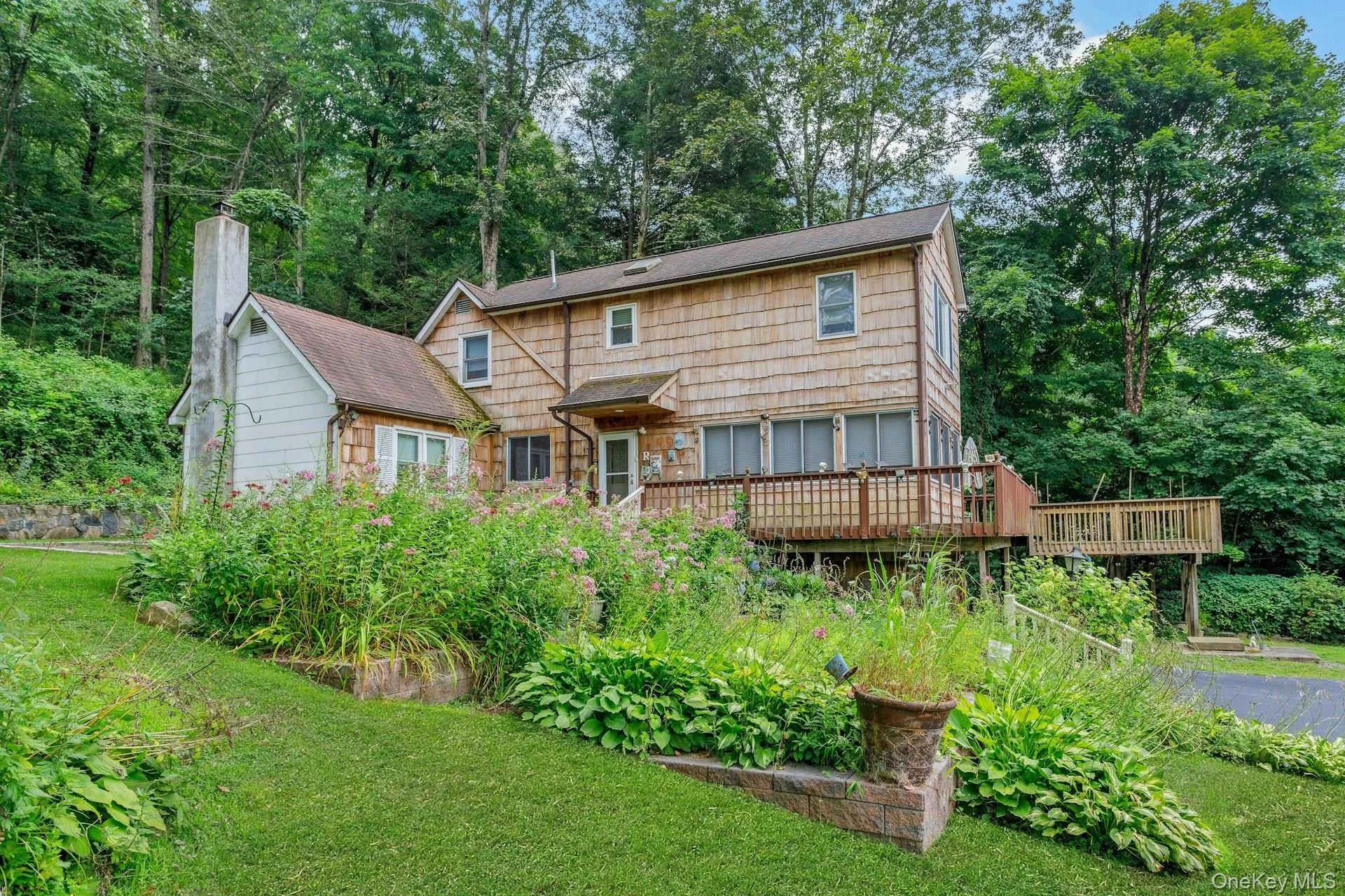 934 Peekskill Hollow Road, Carmel, NY, 4 Bedrooms Bedrooms, 9 Rooms Rooms,3 BathroomsBathrooms,Residential,For Rent,Peekskill Hollow,0,1015237 934 Peekskill Hollow Road, Carmel, NY, 4 Bedrooms Bedrooms, 9 Rooms Rooms,3 BathroomsBathrooms,Residential,For Rent,Peekskill Hollow,0,1015237