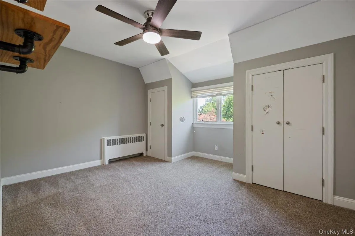 16 Brook Lane, Smithtown, NY, 4 Bedrooms Bedrooms, 9 Rooms Rooms,2 BathroomsBathrooms,Residential,For Rent,Brook,0,1015239 16 Brook Lane, Smithtown, NY, 4 Bedrooms Bedrooms, 9 Rooms Rooms,2 BathroomsBathrooms,Residential,For Rent,Brook,0,1015239