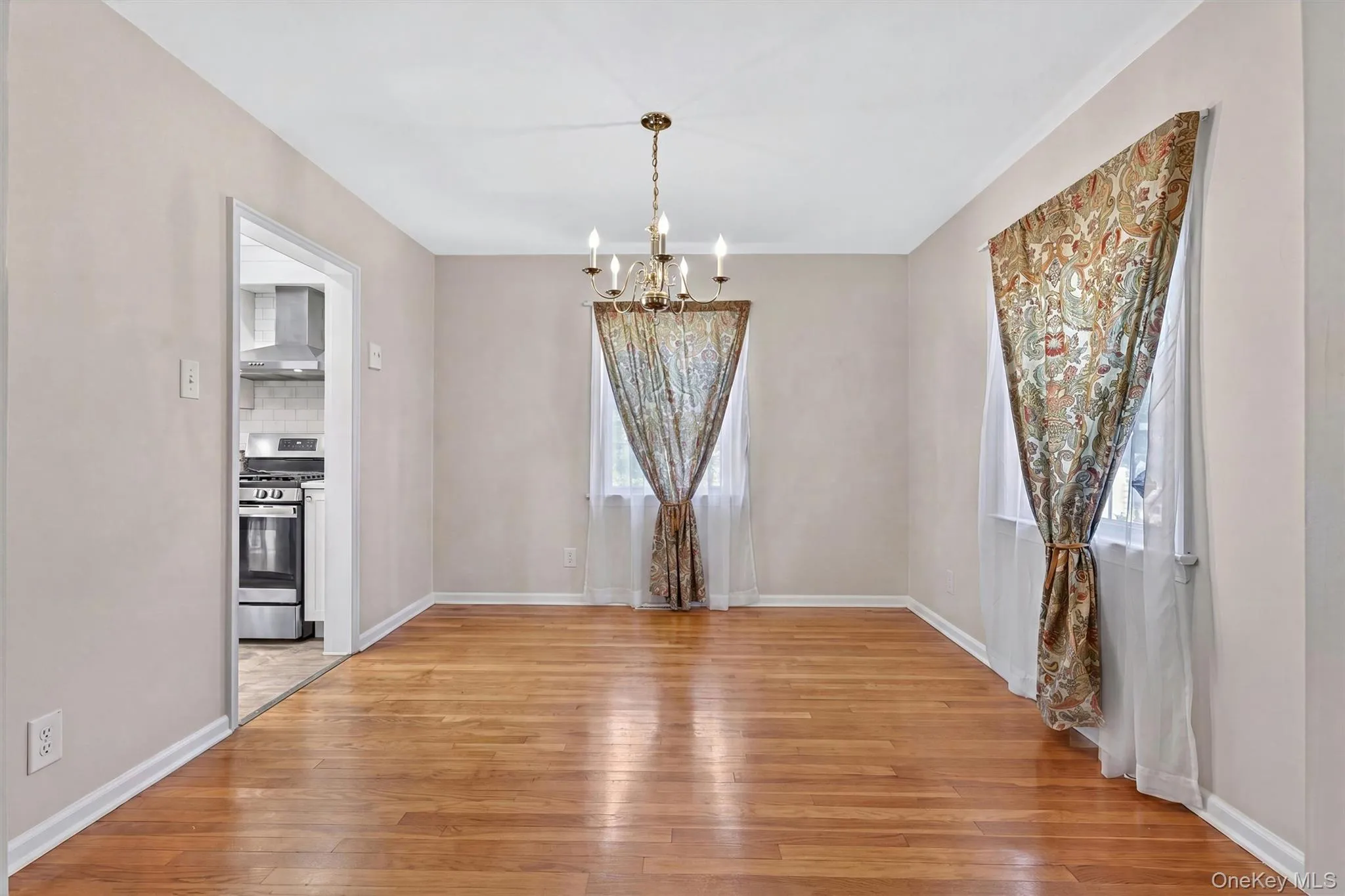 319 Church Street, White Plains, NY, 3 Bedrooms Bedrooms, 6 Rooms Rooms,1 BathroomBathrooms,Residential,For Rent,Church,0,1015241 319 Church Street, White Plains, NY, 3 Bedrooms Bedrooms, 6 Rooms Rooms,1 BathroomBathrooms,Residential,For Rent,Church,0,1015241