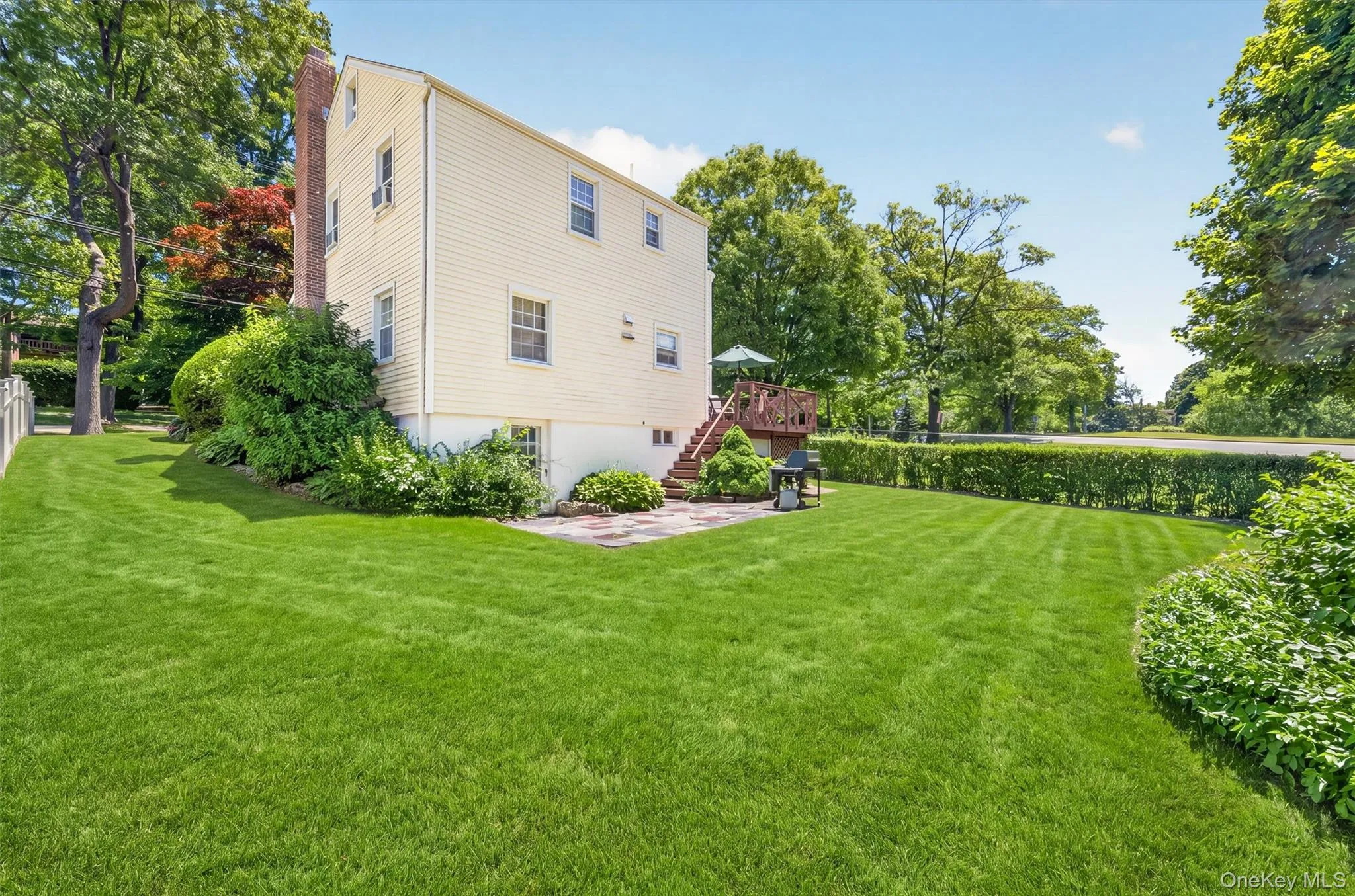 319 Church Street, White Plains, NY, 3 Bedrooms Bedrooms, 6 Rooms Rooms,1 BathroomBathrooms,Residential,For Rent,Church,0,1015241 319 Church Street, White Plains, NY, 3 Bedrooms Bedrooms, 6 Rooms Rooms,1 BathroomBathrooms,Residential,For Rent,Church,0,1015241