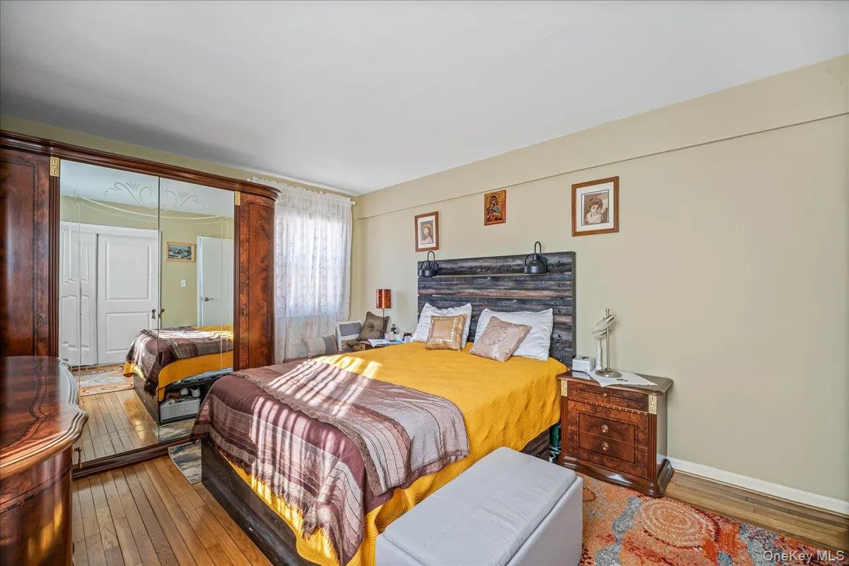 155-14 86 Street, New York, NY, 1 Bedroom Bedrooms, 5 Rooms Rooms,1 BathroomBathrooms,Residential,For Rent,86,0,1015244 155-14 86 Street, New York, NY, 1 Bedroom Bedrooms, 5 Rooms Rooms,1 BathroomBathrooms,Residential,For Rent,86,0,1015244