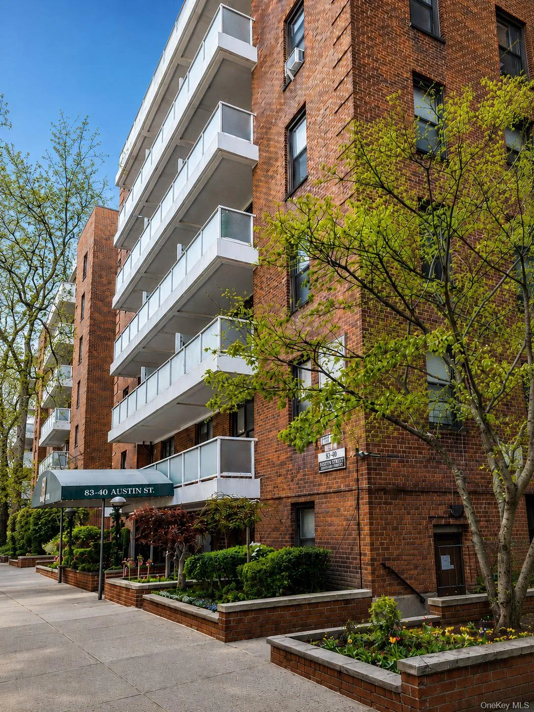 83-40 Austin Street, New York, NY, 2 Bedrooms Bedrooms, 4 Rooms Rooms,1 BathroomBathrooms,Residential,For Rent,Austin Street,0,KEY1015249 83-40 Austin Street, New York, NY, 2 Bedrooms Bedrooms, 4 Rooms Rooms,1 BathroomBathrooms,Residential,For Rent,Austin Street,0,KEY1015249