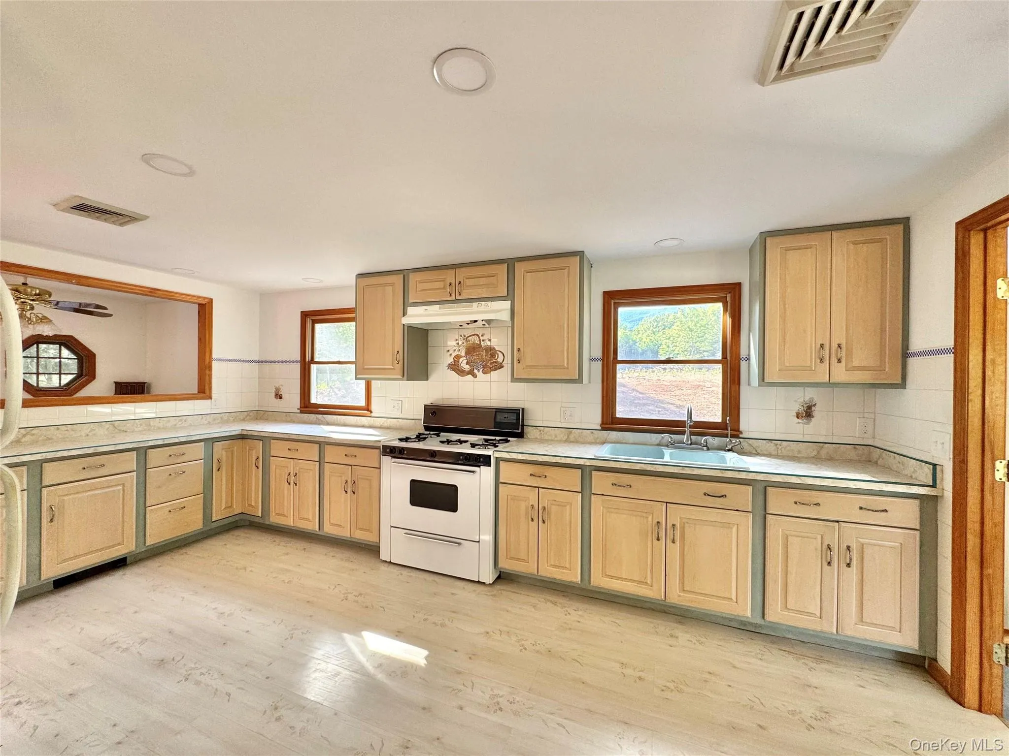 103 Manorkill Road, Catskill, NY, 2 Bedrooms Bedrooms, 10 Rooms Rooms,2 BathroomsBathrooms,Residential,For Rent,Manorkill,0,1015250 103 Manorkill Road, Catskill, NY, 2 Bedrooms Bedrooms, 10 Rooms Rooms,2 BathroomsBathrooms,Residential,For Rent,Manorkill,0,1015250