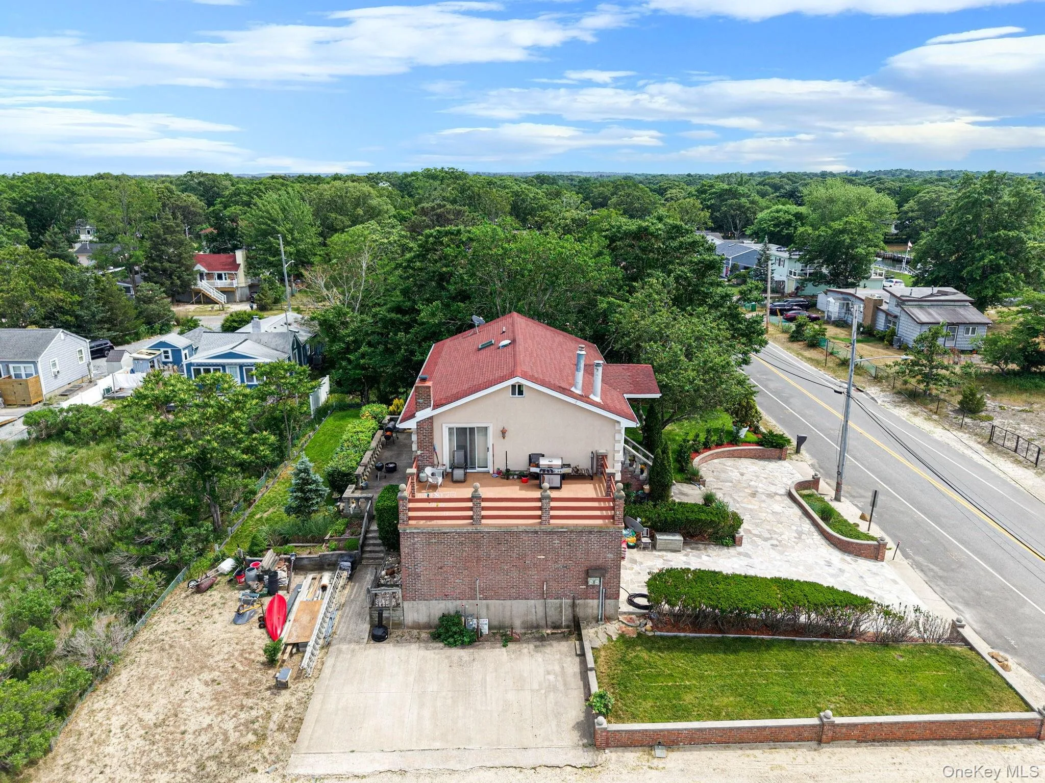 296 Longneck Boulevard, Southampton, NY, 6 Bedrooms Bedrooms, 15 Rooms Rooms,3 BathroomsBathrooms,Residential,For Rent,Longneck,0,1015252 296 Longneck Boulevard, Southampton, NY, 6 Bedrooms Bedrooms, 15 Rooms Rooms,3 BathroomsBathrooms,Residential,For Rent,Longneck,0,1015252