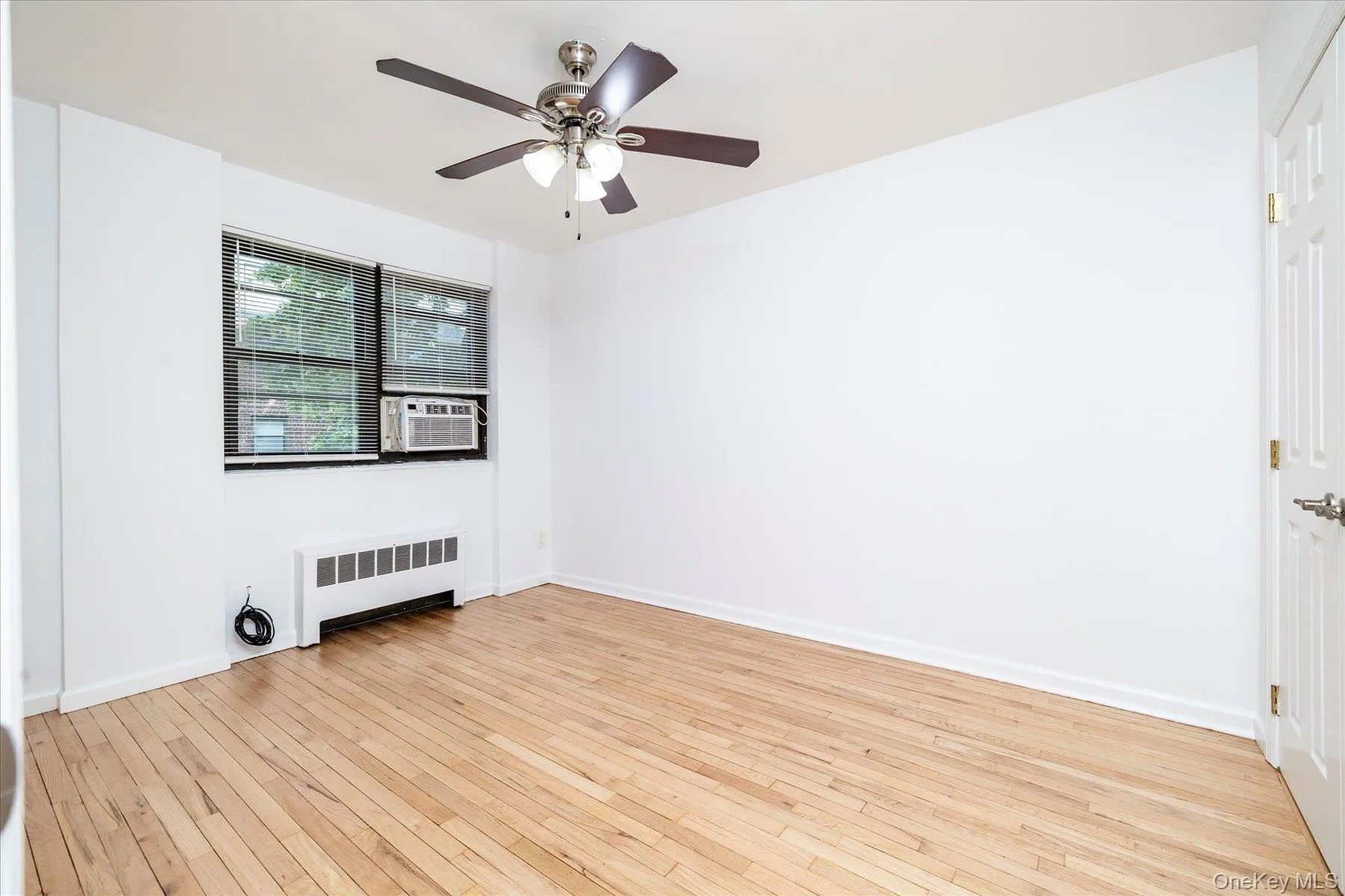 86-29 Shore Parkway, New York, NY, 2 Bedrooms Bedrooms, 5 Rooms Rooms,1 BathroomBathrooms,Residential,For Rent,Shore,0,1015253 86-29 Shore Parkway, New York, NY, 2 Bedrooms Bedrooms, 5 Rooms Rooms,1 BathroomBathrooms,Residential,For Rent,Shore,0,1015253