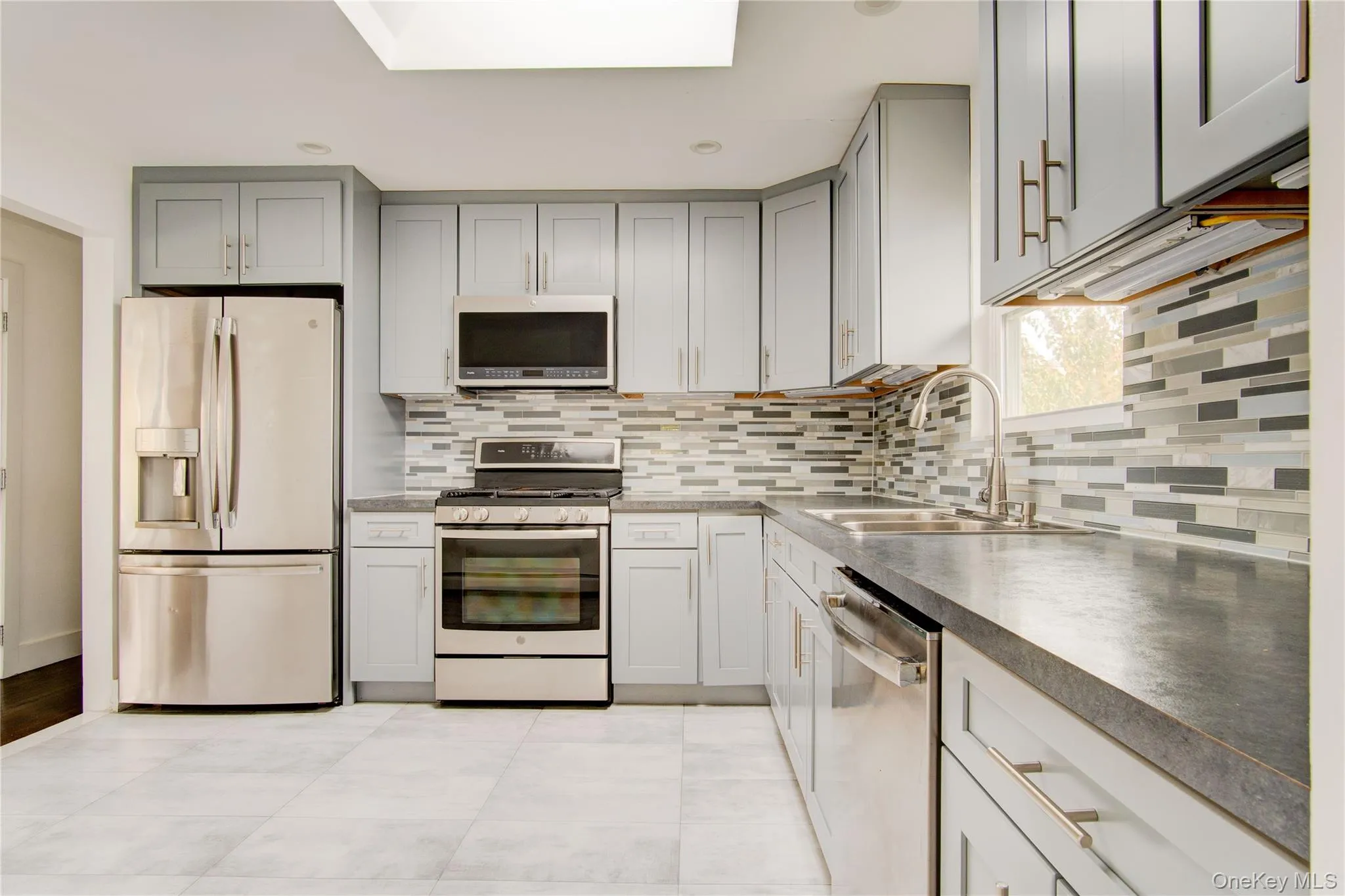 867 Bryant Street, Hempstead, NY, 5 Bedrooms Bedrooms, 9 Rooms Rooms,3 BathroomsBathrooms,Residential Lease,For Rent,Bryant,0,1015254 867 Bryant Street, Hempstead, NY, 5 Bedrooms Bedrooms, 9 Rooms Rooms,3 BathroomsBathrooms,Residential Lease,For Rent,Bryant,0,1015254