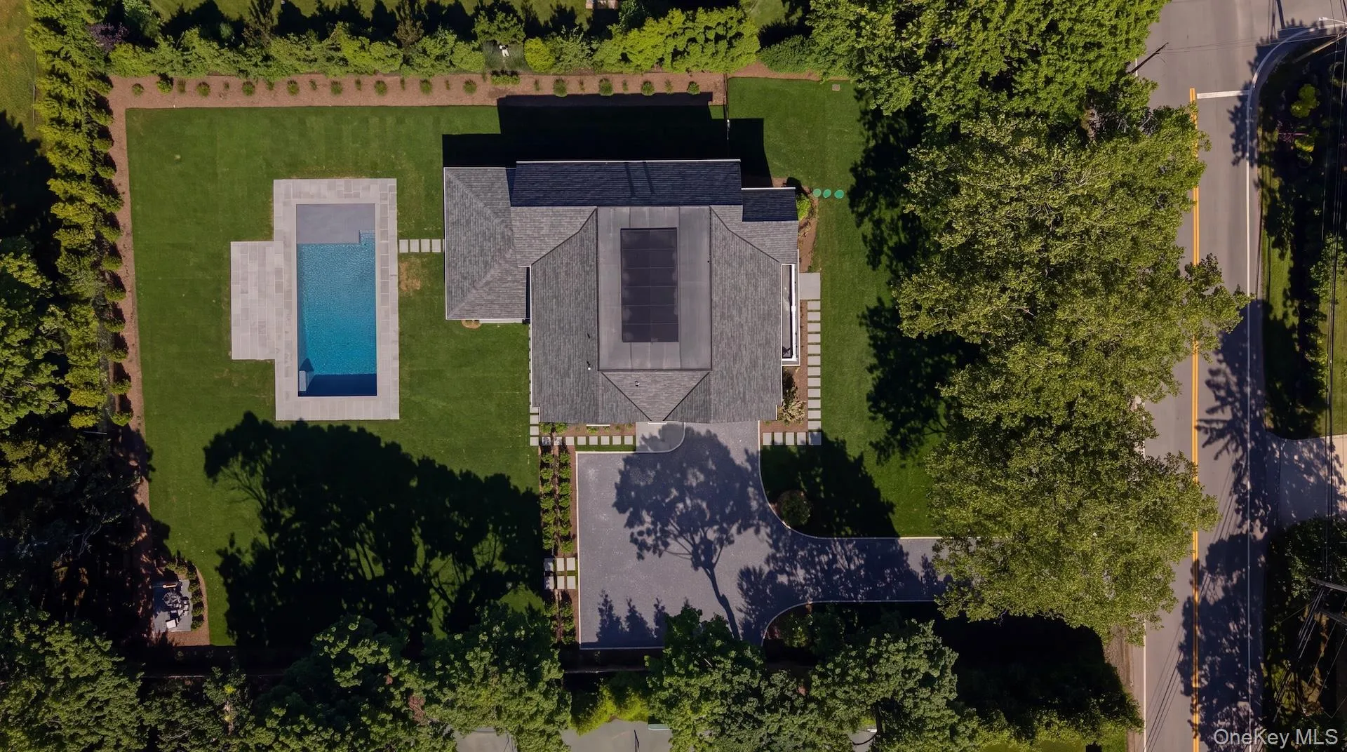 152 South Road, Southampton, NY, 6 Bedrooms Bedrooms, 11 Rooms Rooms,6 BathroomsBathrooms,Residential,For Rent,South,0,1015255 152 South Road, Southampton, NY, 6 Bedrooms Bedrooms, 11 Rooms Rooms,6 BathroomsBathrooms,Residential,For Rent,South,0,1015255