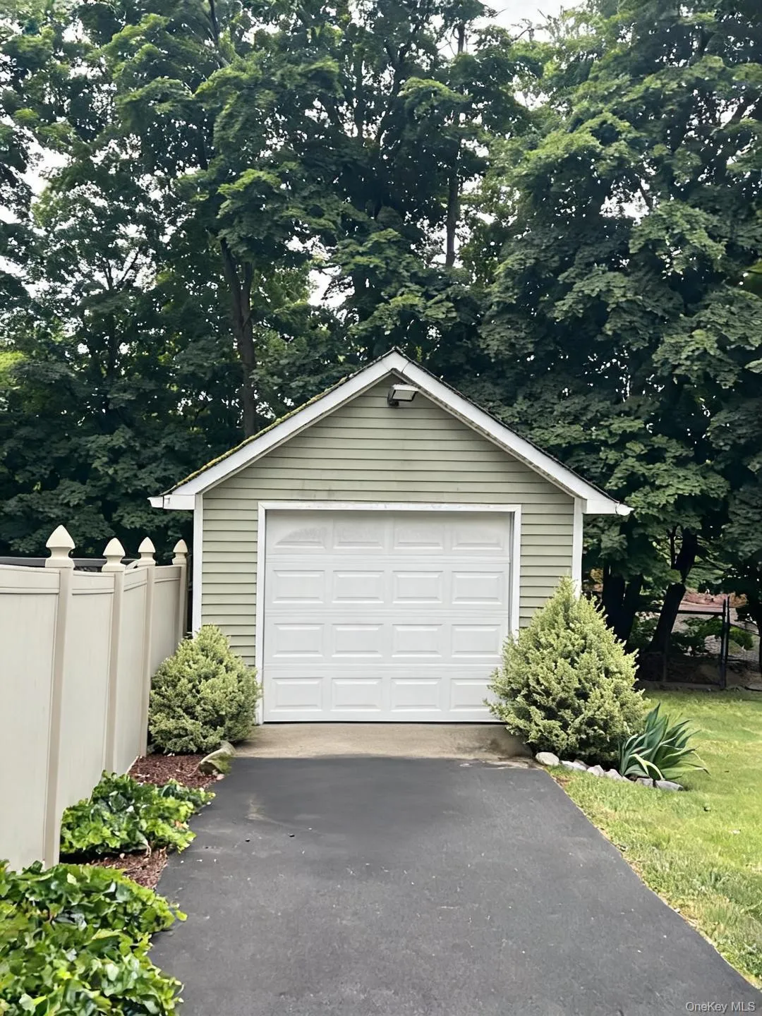 14 Jackson Avenue, Middletown, NY, 3 Bedrooms Bedrooms, 6 Rooms Rooms,1 BathroomBathrooms,Residential,For Rent,Jackson,0,1015257 14 Jackson Avenue, Middletown, NY, 3 Bedrooms Bedrooms, 6 Rooms Rooms,1 BathroomBathrooms,Residential,For Rent,Jackson,0,1015257