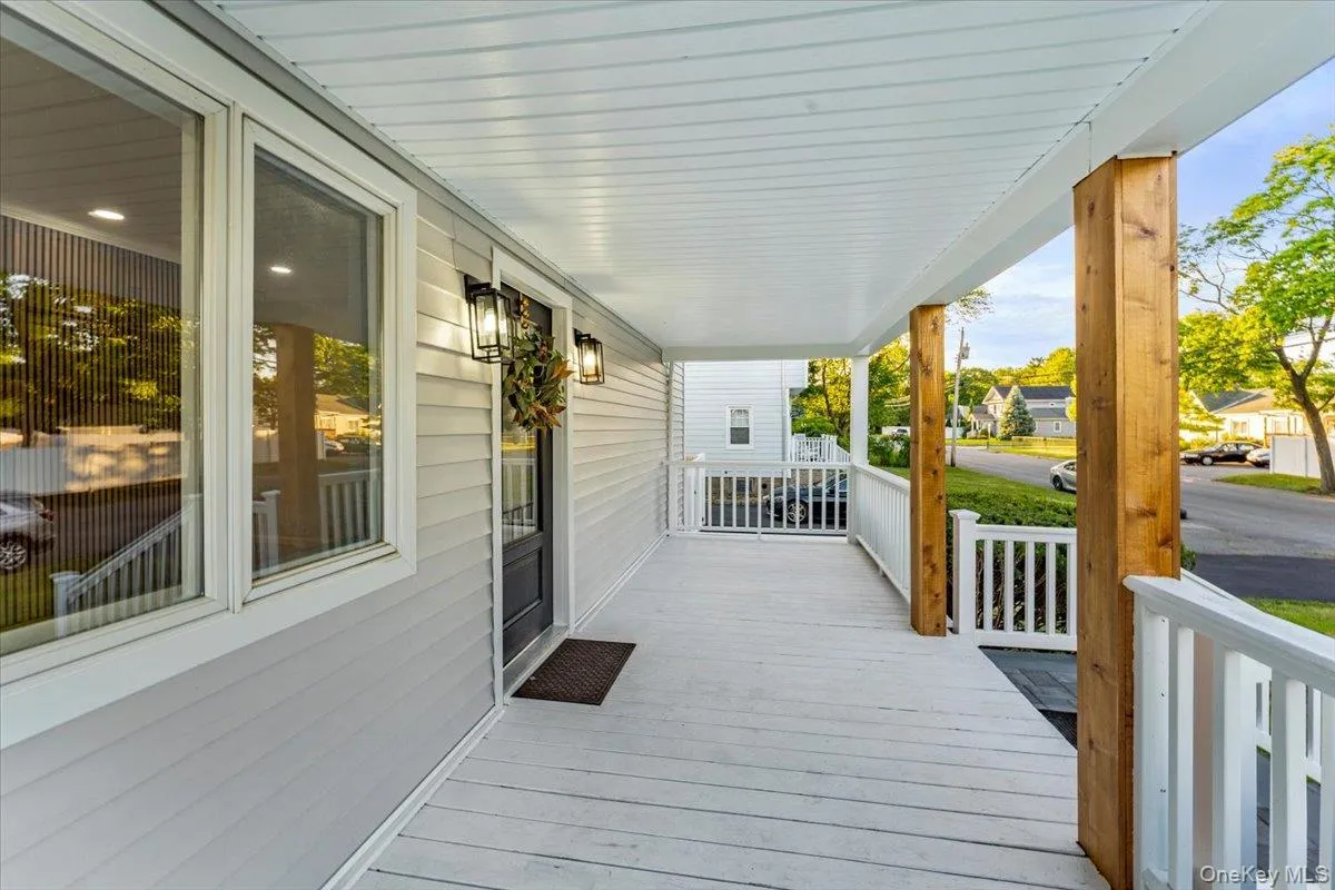 41 Oregon Road, West Babylon, NY, 3 Bedrooms Bedrooms, 8 Rooms Rooms,3 BathroomsBathrooms,Residential,For Rent,Oregon,0,1015263 41 Oregon Road, West Babylon, NY, 3 Bedrooms Bedrooms, 8 Rooms Rooms,3 BathroomsBathrooms,Residential,For Rent,Oregon,0,1015263
