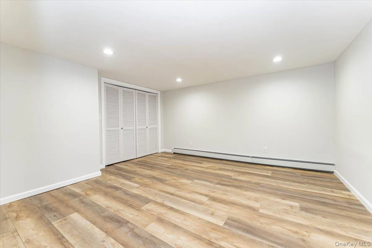 41 Oregon Road, West Babylon, NY, 3 Bedrooms Bedrooms, 8 Rooms Rooms,3 BathroomsBathrooms,Residential,For Rent,Oregon,0,1015263 41 Oregon Road, West Babylon, NY, 3 Bedrooms Bedrooms, 8 Rooms Rooms,3 BathroomsBathrooms,Residential,For Rent,Oregon,0,1015263