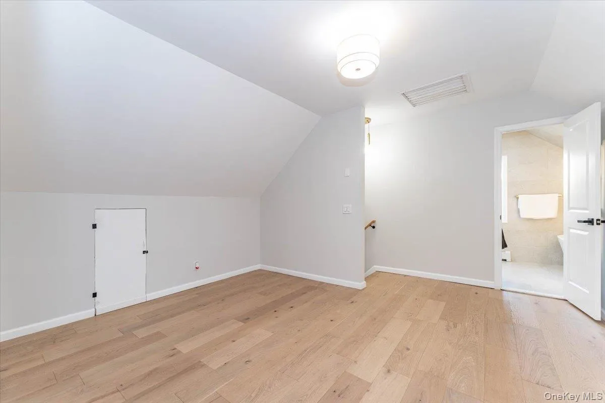 41 Oregon Road, West Babylon, NY, 3 Bedrooms Bedrooms, 8 Rooms Rooms,3 BathroomsBathrooms,Residential,For Rent,Oregon,0,1015263 41 Oregon Road, West Babylon, NY, 3 Bedrooms Bedrooms, 8 Rooms Rooms,3 BathroomsBathrooms,Residential,For Rent,Oregon,0,1015263