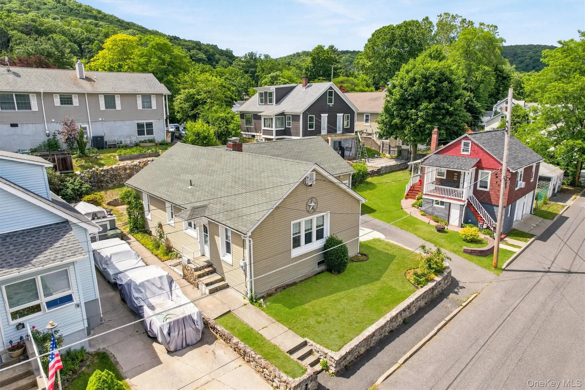 9 Hickory Street, Highlands, NY, 3 Bedrooms Bedrooms, 7 Rooms Rooms,1 BathroomBathrooms,Residential,For Rent,Hickory,0,1015264 9 Hickory Street, Highlands, NY, 3 Bedrooms Bedrooms, 7 Rooms Rooms,1 BathroomBathrooms,Residential,For Rent,Hickory,0,1015264