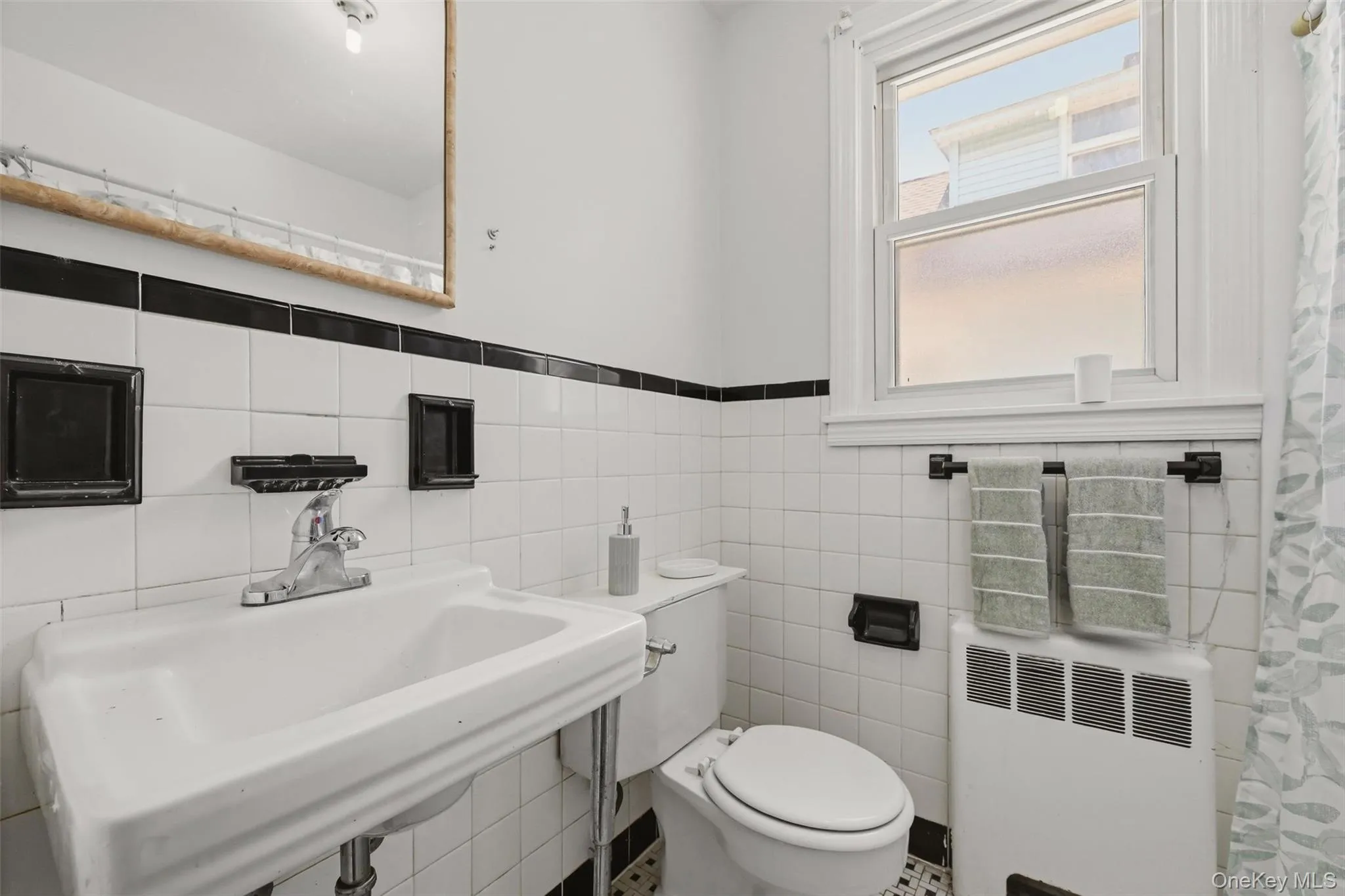 9 Hickory Street, Highlands, NY, 3 Bedrooms Bedrooms, 7 Rooms Rooms,1 BathroomBathrooms,Residential,For Rent,Hickory,0,1015264 9 Hickory Street, Highlands, NY, 3 Bedrooms Bedrooms, 7 Rooms Rooms,1 BathroomBathrooms,Residential,For Rent,Hickory,0,1015264