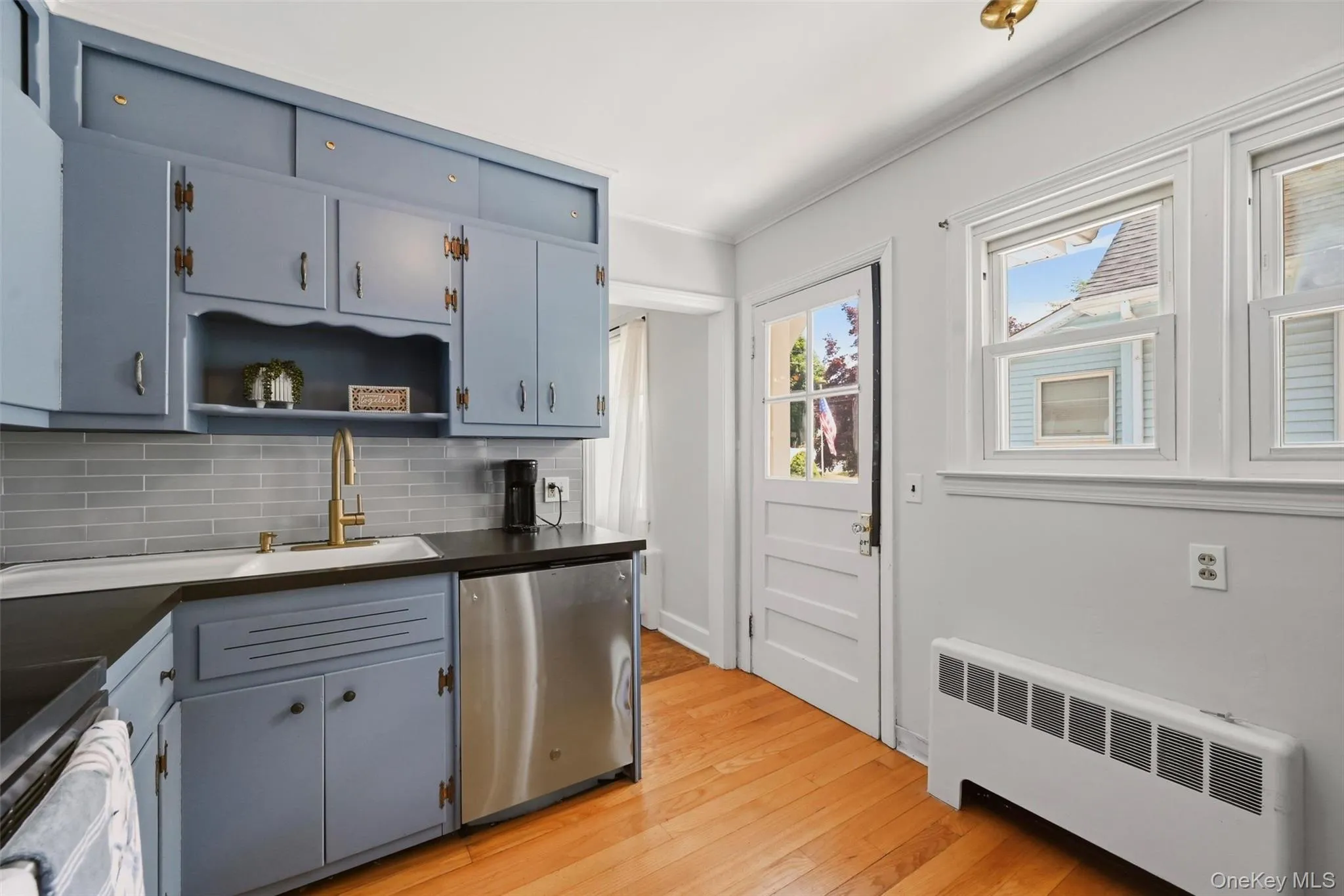 9 Hickory Street, Highlands, NY, 3 Bedrooms Bedrooms, 7 Rooms Rooms,1 BathroomBathrooms,Residential,For Rent,Hickory,0,1015264 9 Hickory Street, Highlands, NY, 3 Bedrooms Bedrooms, 7 Rooms Rooms,1 BathroomBathrooms,Residential,For Rent,Hickory,0,1015264