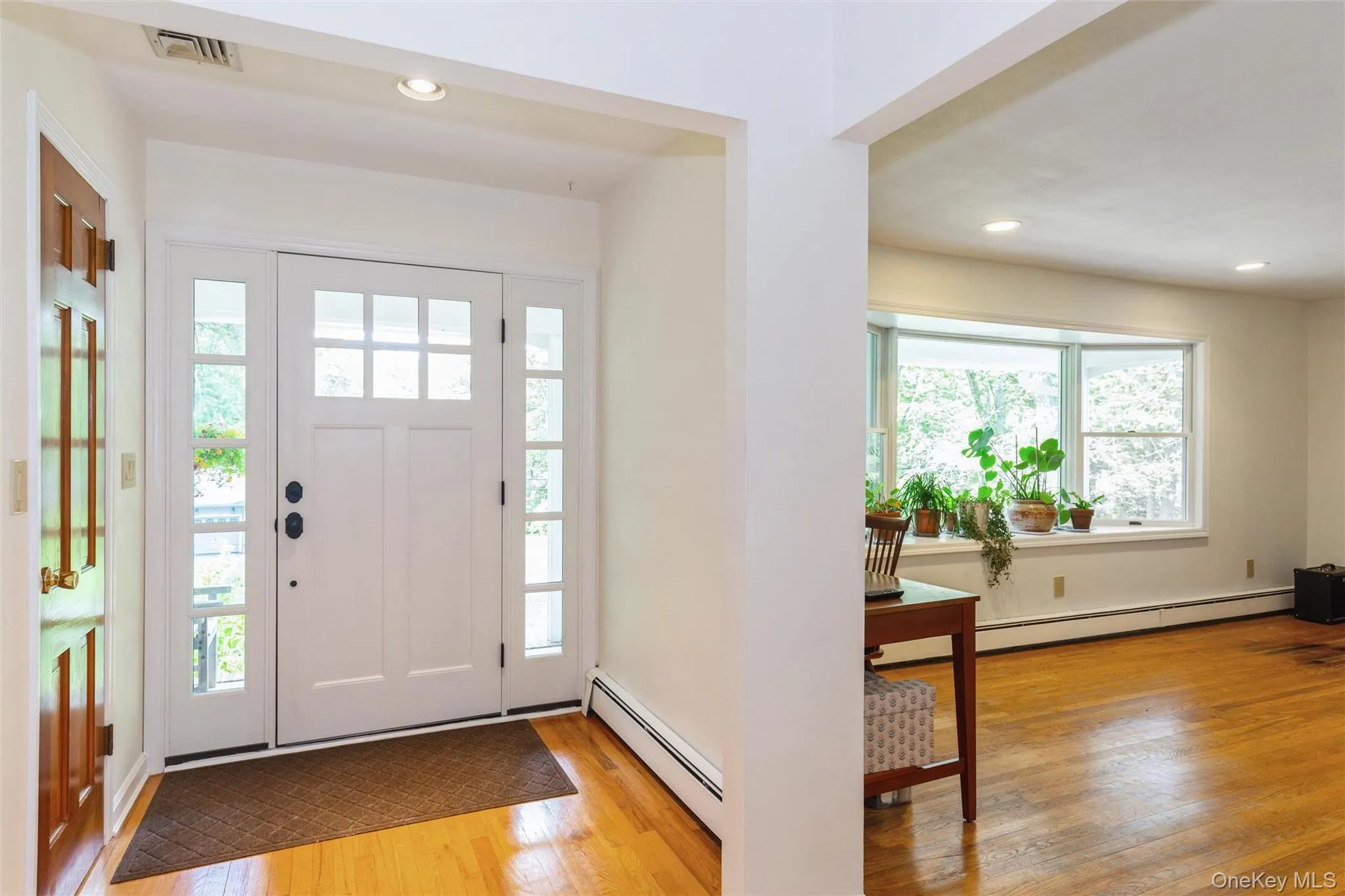 23 Eastwood Road, Brookhaven, NY, 3 Bedrooms Bedrooms, 7 Rooms Rooms,2 BathroomsBathrooms,Residential,For Rent,Eastwood,0,1015266 23 Eastwood Road, Brookhaven, NY, 3 Bedrooms Bedrooms, 7 Rooms Rooms,2 BathroomsBathrooms,Residential,For Rent,Eastwood,0,1015266