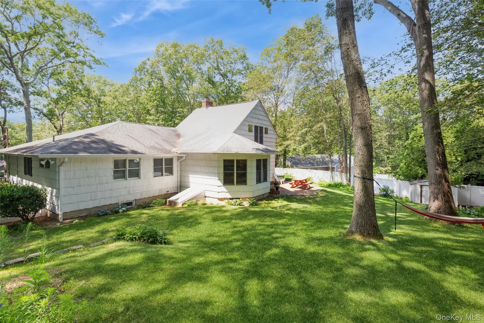 23 Eastwood Road, Brookhaven, NY, 3 Bedrooms Bedrooms, 7 Rooms Rooms,2 BathroomsBathrooms,Residential,For Rent,Eastwood,0,1015266 23 Eastwood Road, Brookhaven, NY, 3 Bedrooms Bedrooms, 7 Rooms Rooms,2 BathroomsBathrooms,Residential,For Rent,Eastwood,0,1015266