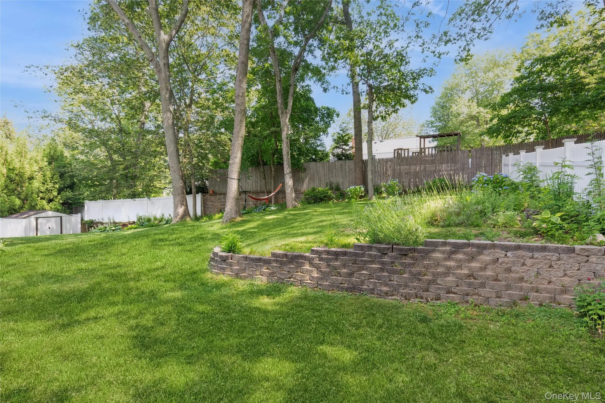 23 Eastwood Road, Brookhaven, NY, 3 Bedrooms Bedrooms, 7 Rooms Rooms,2 BathroomsBathrooms,Residential,For Rent,Eastwood,0,1015266 23 Eastwood Road, Brookhaven, NY, 3 Bedrooms Bedrooms, 7 Rooms Rooms,2 BathroomsBathrooms,Residential,For Rent,Eastwood,0,1015266