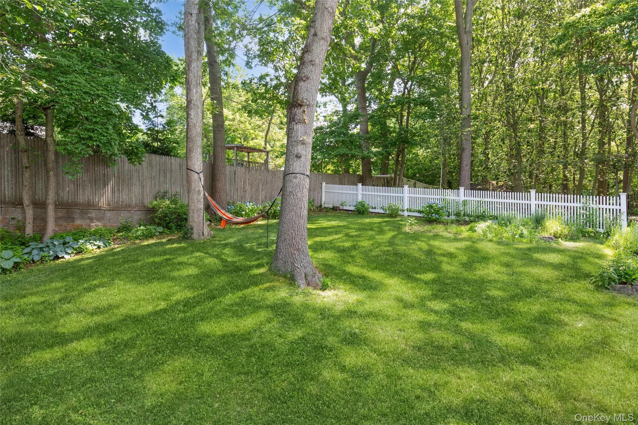 23 Eastwood Road, Brookhaven, NY, 3 Bedrooms Bedrooms, 7 Rooms Rooms,2 BathroomsBathrooms,Residential,For Rent,Eastwood,0,1015266 23 Eastwood Road, Brookhaven, NY, 3 Bedrooms Bedrooms, 7 Rooms Rooms,2 BathroomsBathrooms,Residential,For Rent,Eastwood,0,1015266