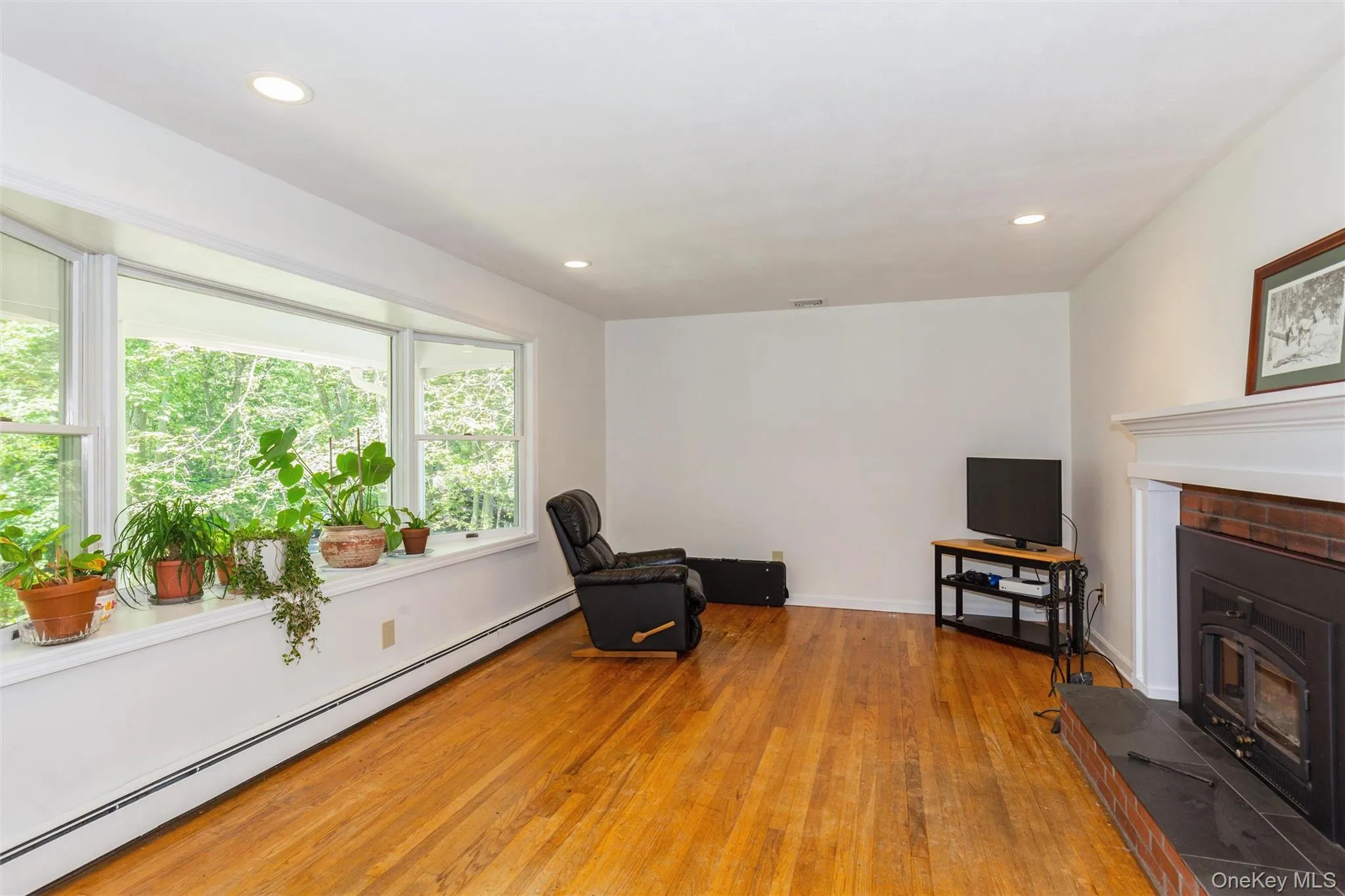 23 Eastwood Road, Brookhaven, NY, 3 Bedrooms Bedrooms, 7 Rooms Rooms,2 BathroomsBathrooms,Residential,For Rent,Eastwood,0,1015266 23 Eastwood Road, Brookhaven, NY, 3 Bedrooms Bedrooms, 7 Rooms Rooms,2 BathroomsBathrooms,Residential,For Rent,Eastwood,0,1015266