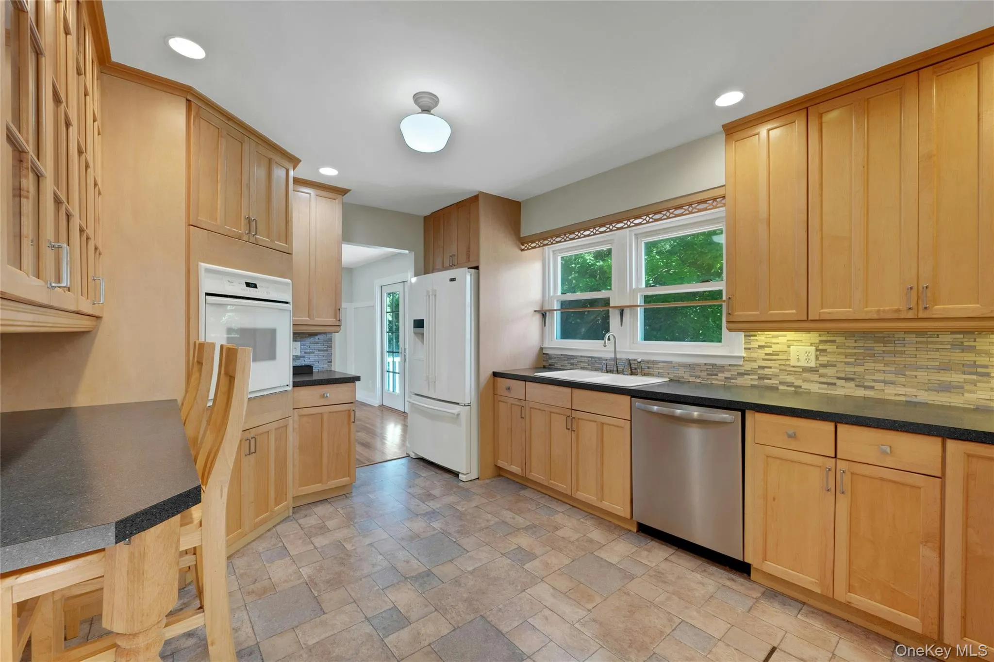 213 Florence Street, Rye Town, NY, 4 Bedrooms Bedrooms, 7 Rooms Rooms,1 BathroomBathrooms,Residential,For Rent,Florence,0,1015267 213 Florence Street, Rye Town, NY, 4 Bedrooms Bedrooms, 7 Rooms Rooms,1 BathroomBathrooms,Residential,For Rent,Florence,0,1015267