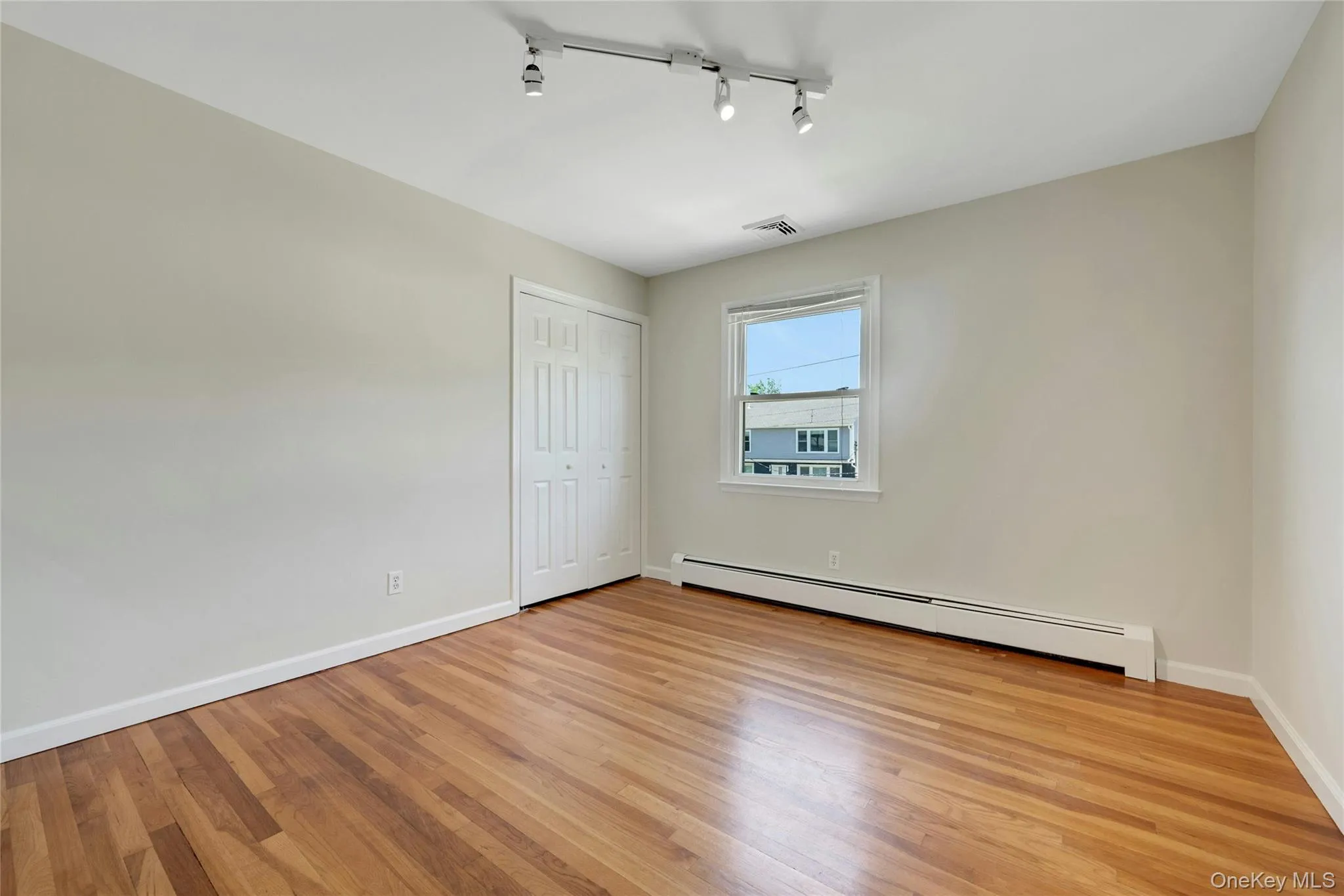 213 Florence Street, Rye Town, NY, 4 Bedrooms Bedrooms, 7 Rooms Rooms,1 BathroomBathrooms,Residential,For Rent,Florence,0,1015267 213 Florence Street, Rye Town, NY, 4 Bedrooms Bedrooms, 7 Rooms Rooms,1 BathroomBathrooms,Residential,For Rent,Florence,0,1015267