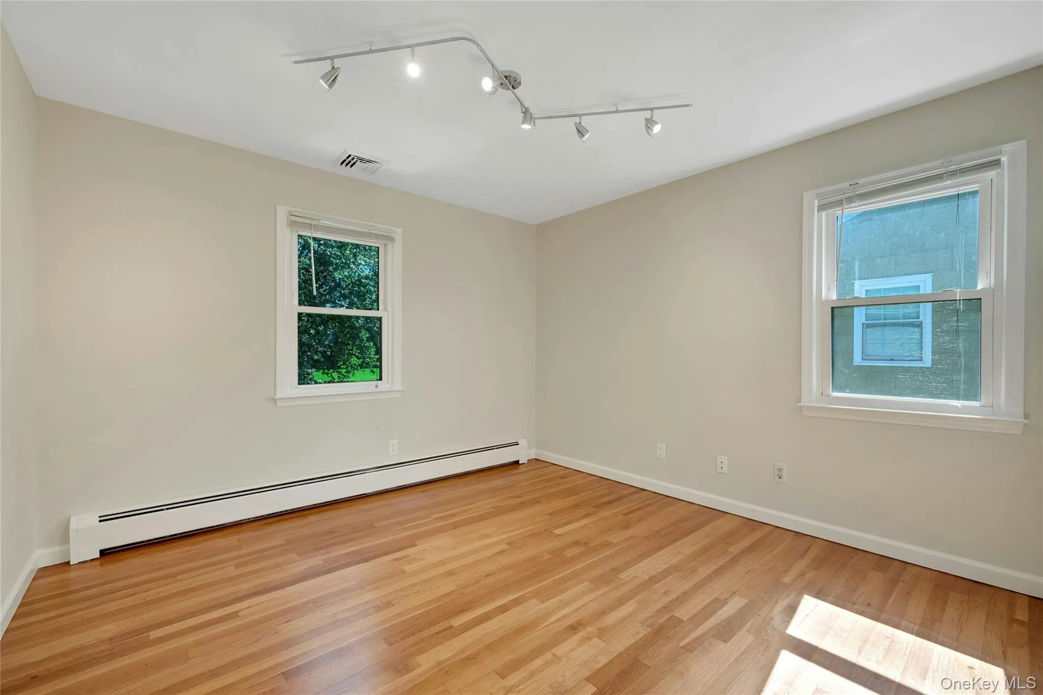 213 Florence Street, Rye Town, NY, 4 Bedrooms Bedrooms, 7 Rooms Rooms,1 BathroomBathrooms,Residential,For Rent,Florence,0,1015267 213 Florence Street, Rye Town, NY, 4 Bedrooms Bedrooms, 7 Rooms Rooms,1 BathroomBathrooms,Residential,For Rent,Florence,0,1015267