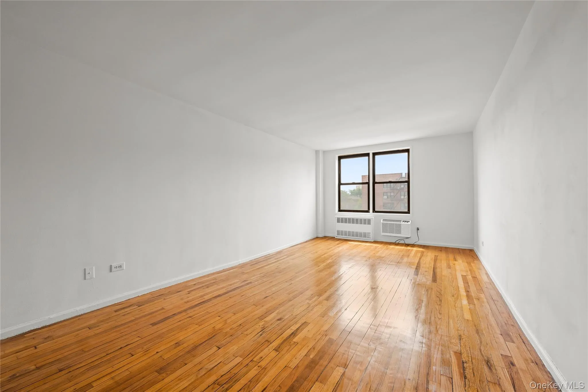 599 E 7th Street, New York, NY, 2 Bedrooms Bedrooms, 6 Rooms Rooms,2 BathroomsBathrooms,Residential,For Rent,Street,0,1015270 599 E 7th Street, New York, NY, 2 Bedrooms Bedrooms, 6 Rooms Rooms,2 BathroomsBathrooms,Residential,For Rent,Street,0,1015270