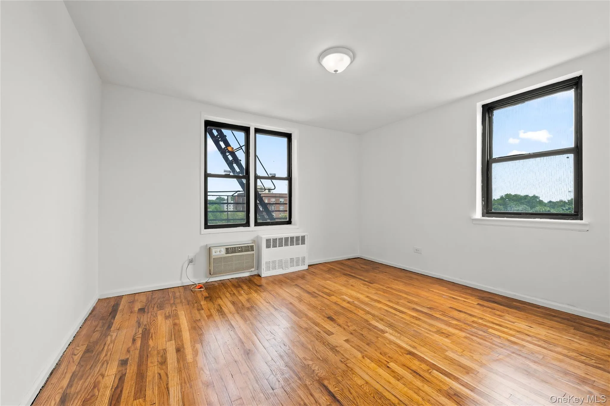 599 E 7th Street, New York, NY, 2 Bedrooms Bedrooms, 6 Rooms Rooms,2 BathroomsBathrooms,Residential,For Rent,Street,0,1015270 599 E 7th Street, New York, NY, 2 Bedrooms Bedrooms, 6 Rooms Rooms,2 BathroomsBathrooms,Residential,For Rent,Street,0,1015270