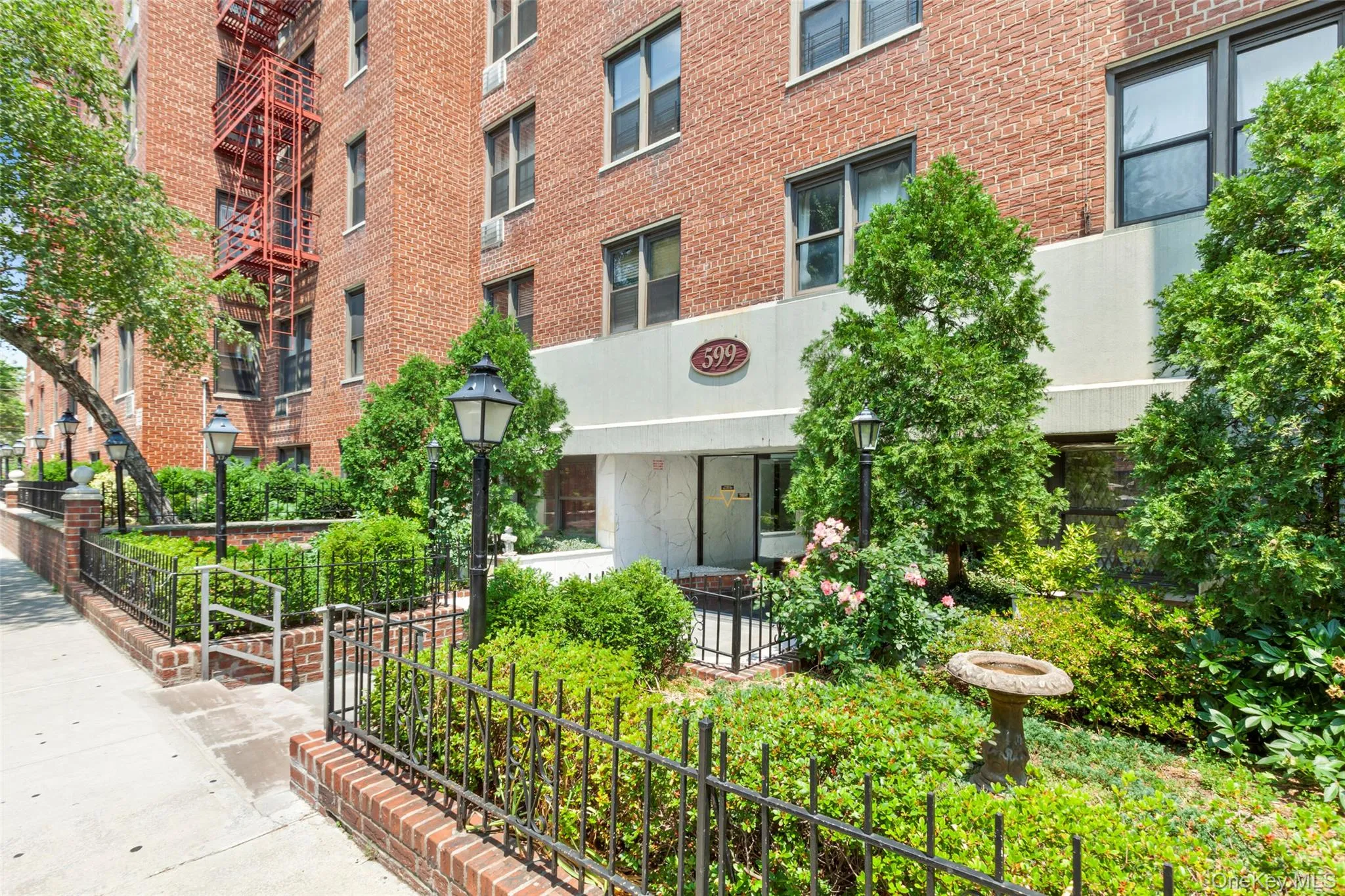 599 E 7th Street, New York, NY, 2 Bedrooms Bedrooms, 6 Rooms Rooms,2 BathroomsBathrooms,Residential,For Rent,Street,0,1015270 599 E 7th Street, New York, NY, 2 Bedrooms Bedrooms, 6 Rooms Rooms,2 BathroomsBathrooms,Residential,For Rent,Street,0,1015270